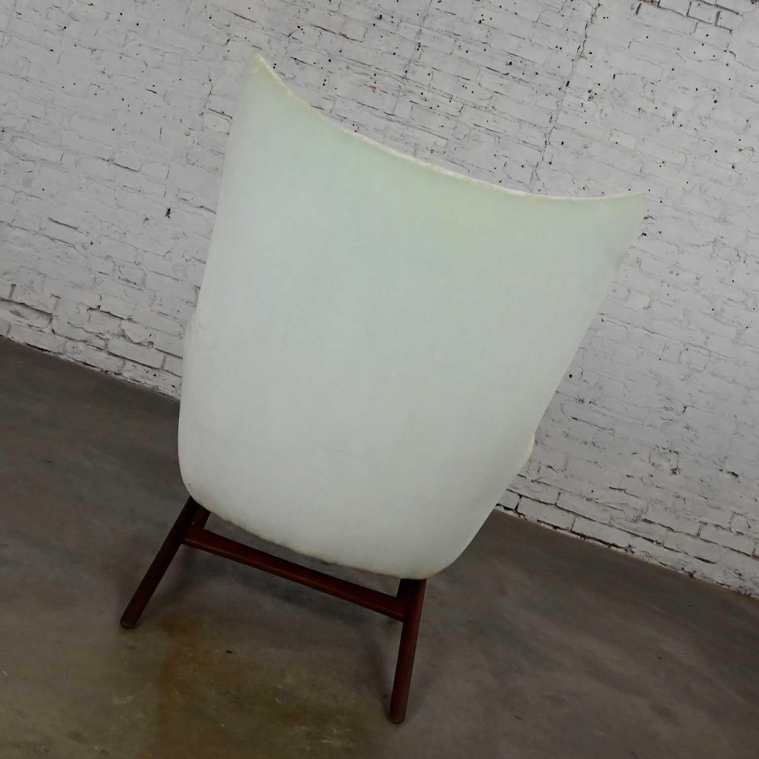 Scandinavian Modern Reclining Wingback Lounge Chair H W Klein for Bramin Mobler For Sale 1