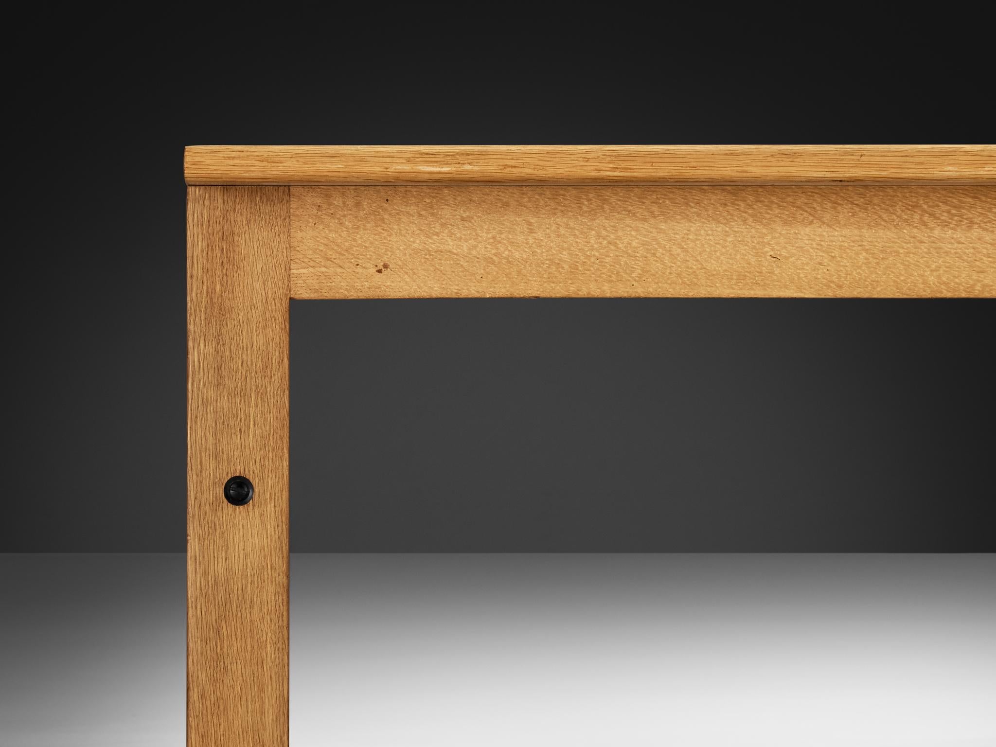 Scandinavian Modern Rectangular Coffee Table in Oak For Sale 1