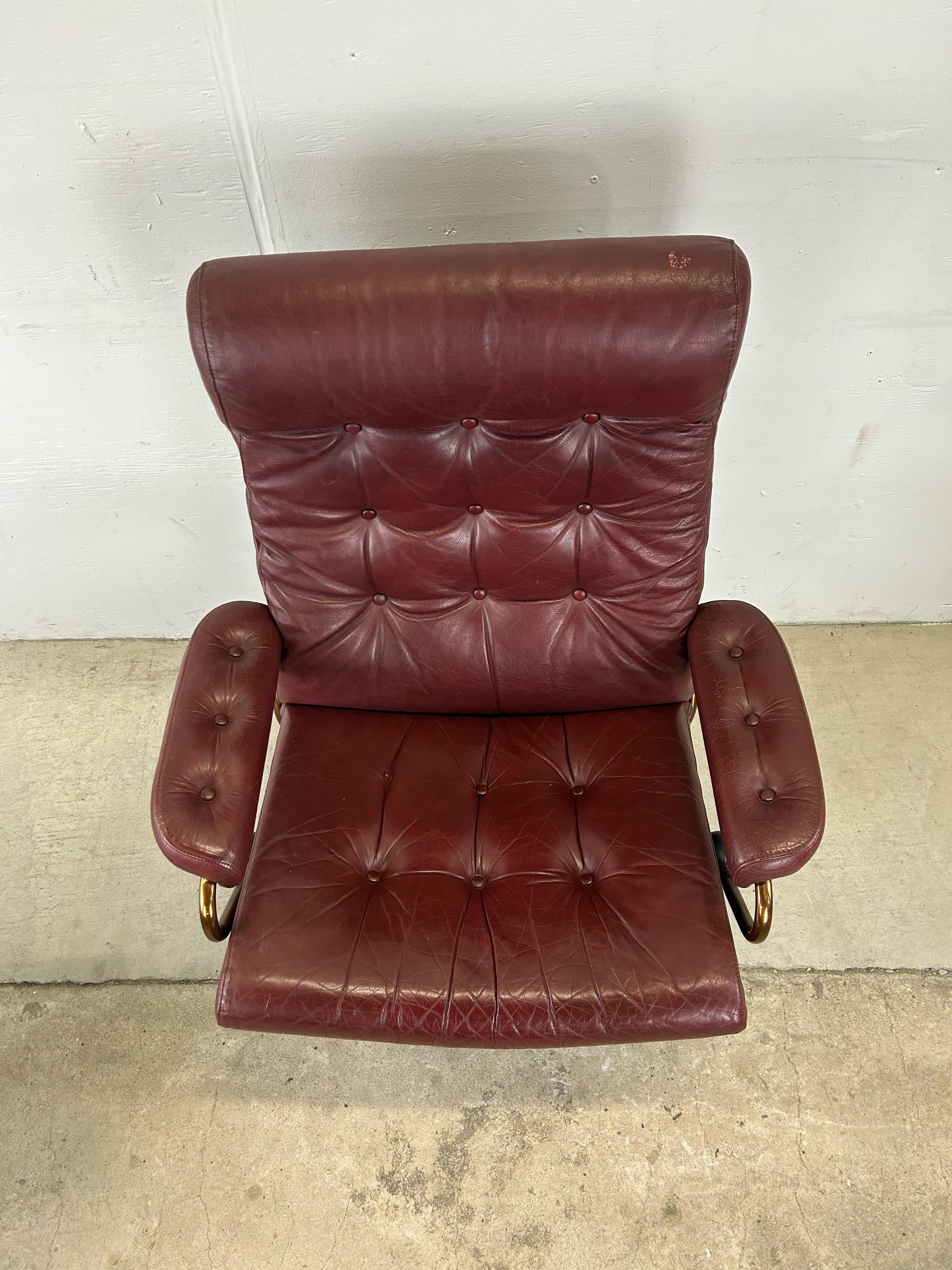 20th Century Scandinavian Modern Red Leather Ekornes Stressless Recliner with Ottoman For Sale