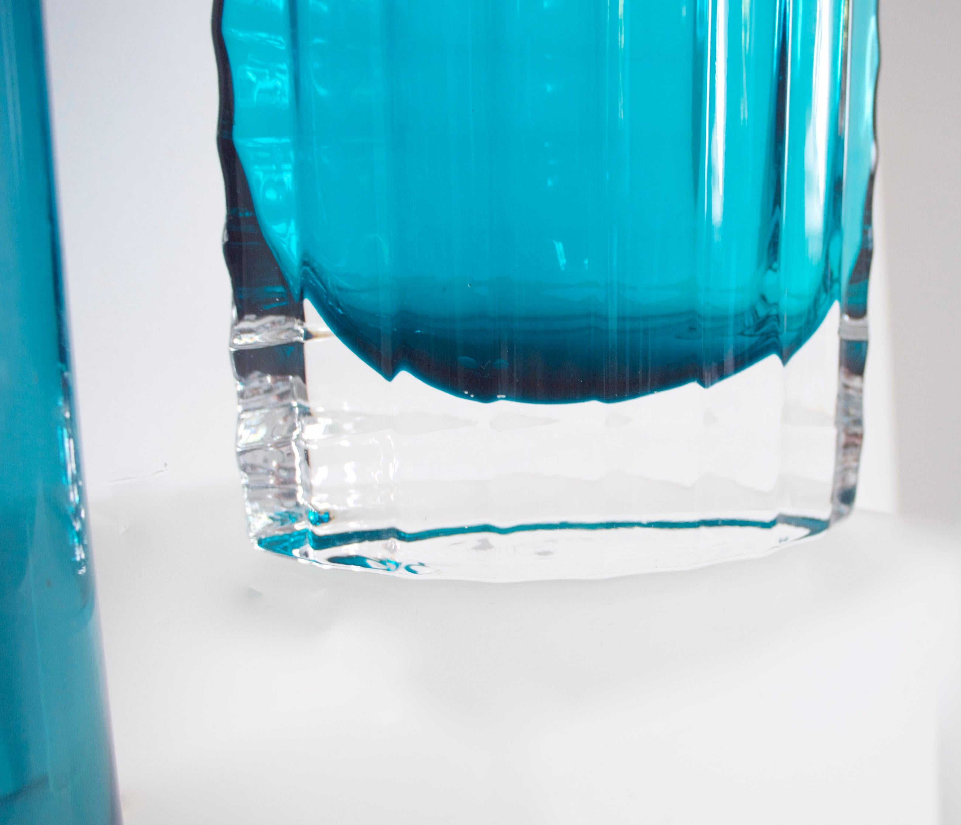 Scandinavian Modern Ribbed Elliptical Vase by Alsterbro 1960s, Sweden Glass Blue In Good Condition For Sale In Halstead, GB