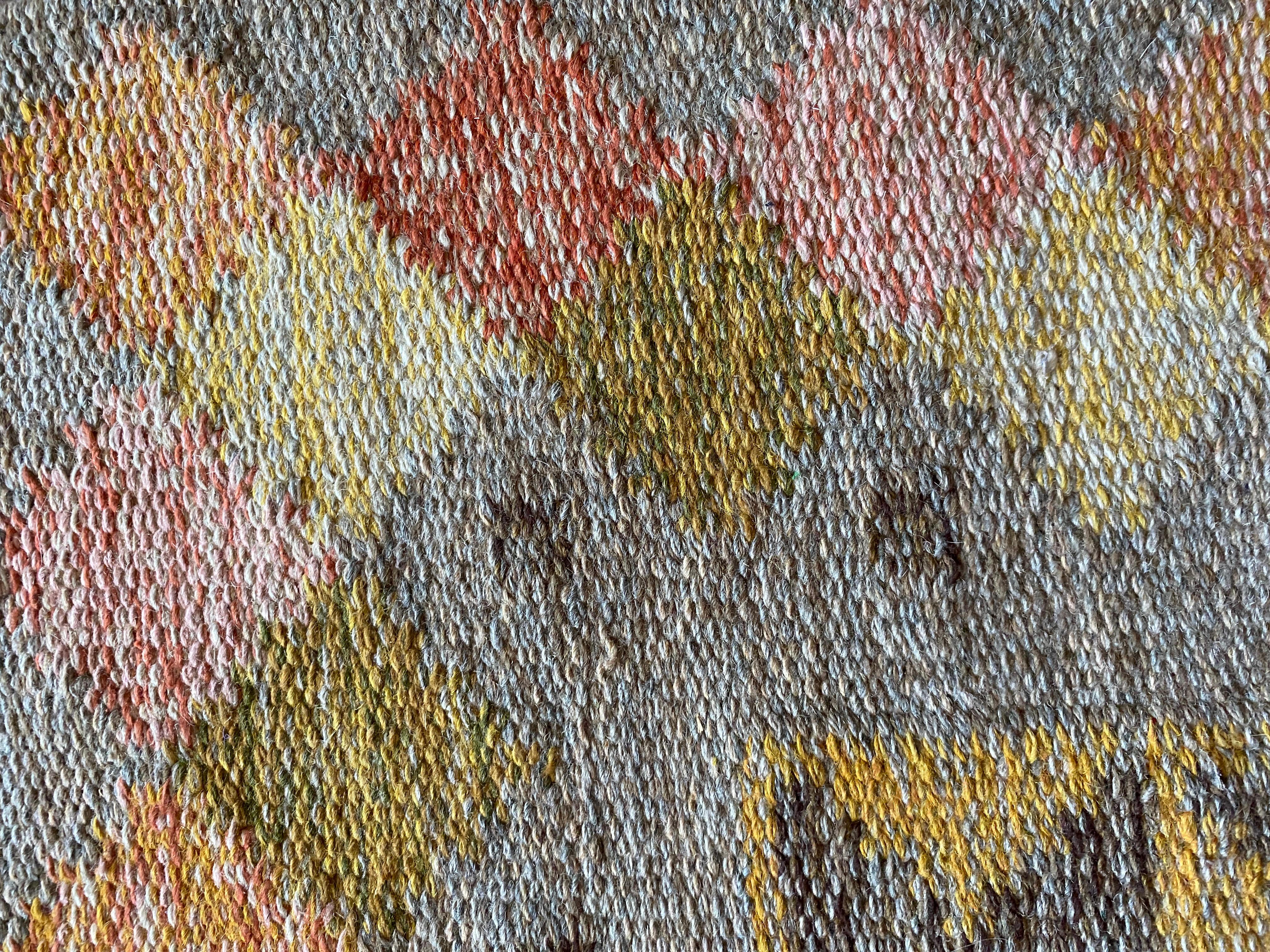 Skandinavisch Moderner Röllakan Pastellfarbener Flachgewebeteppich, Schweden, 1950er Jahre im Angebot 7