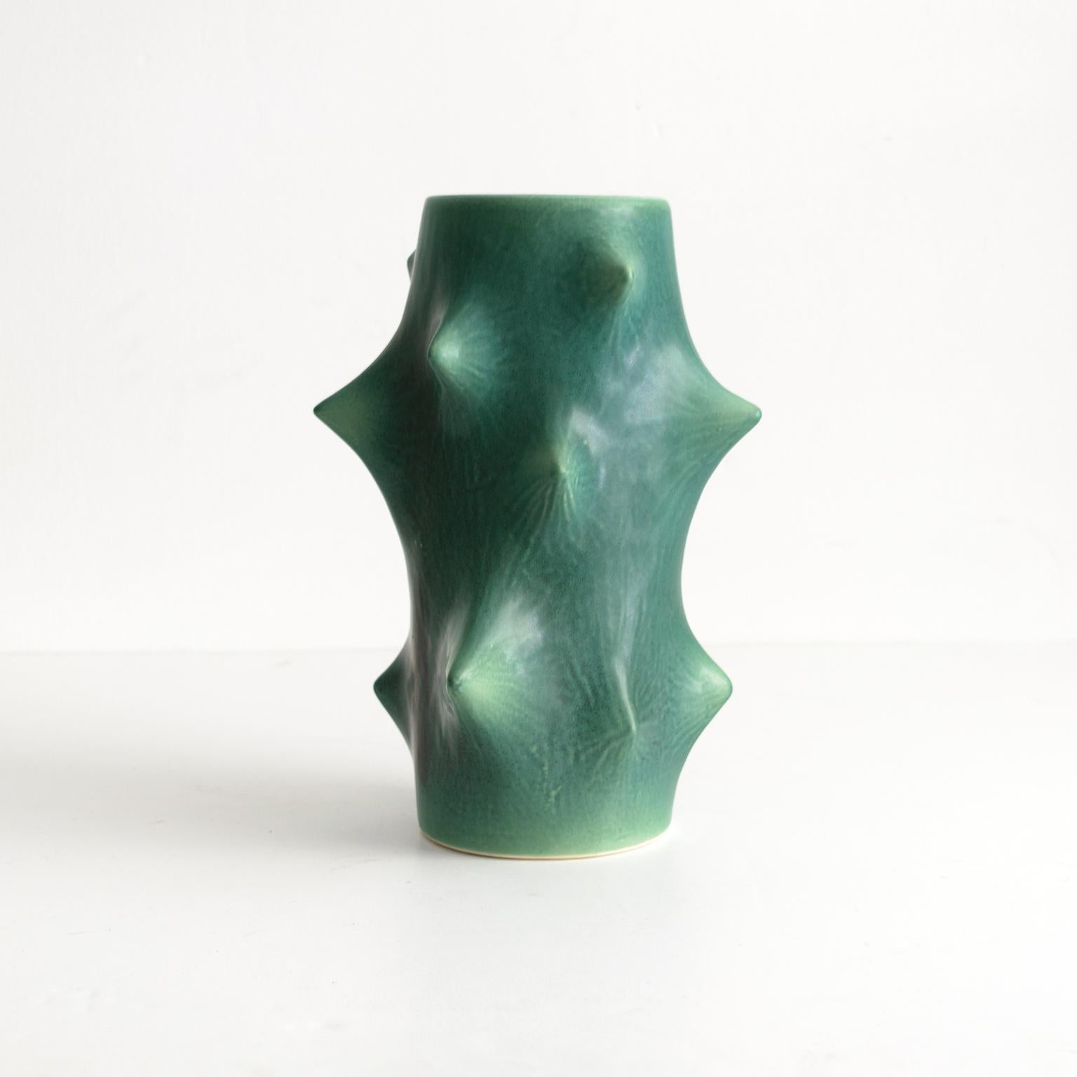 Scandinavian Modern ceramic vase by Knud Basse for Michael Andersen & Sons. This 