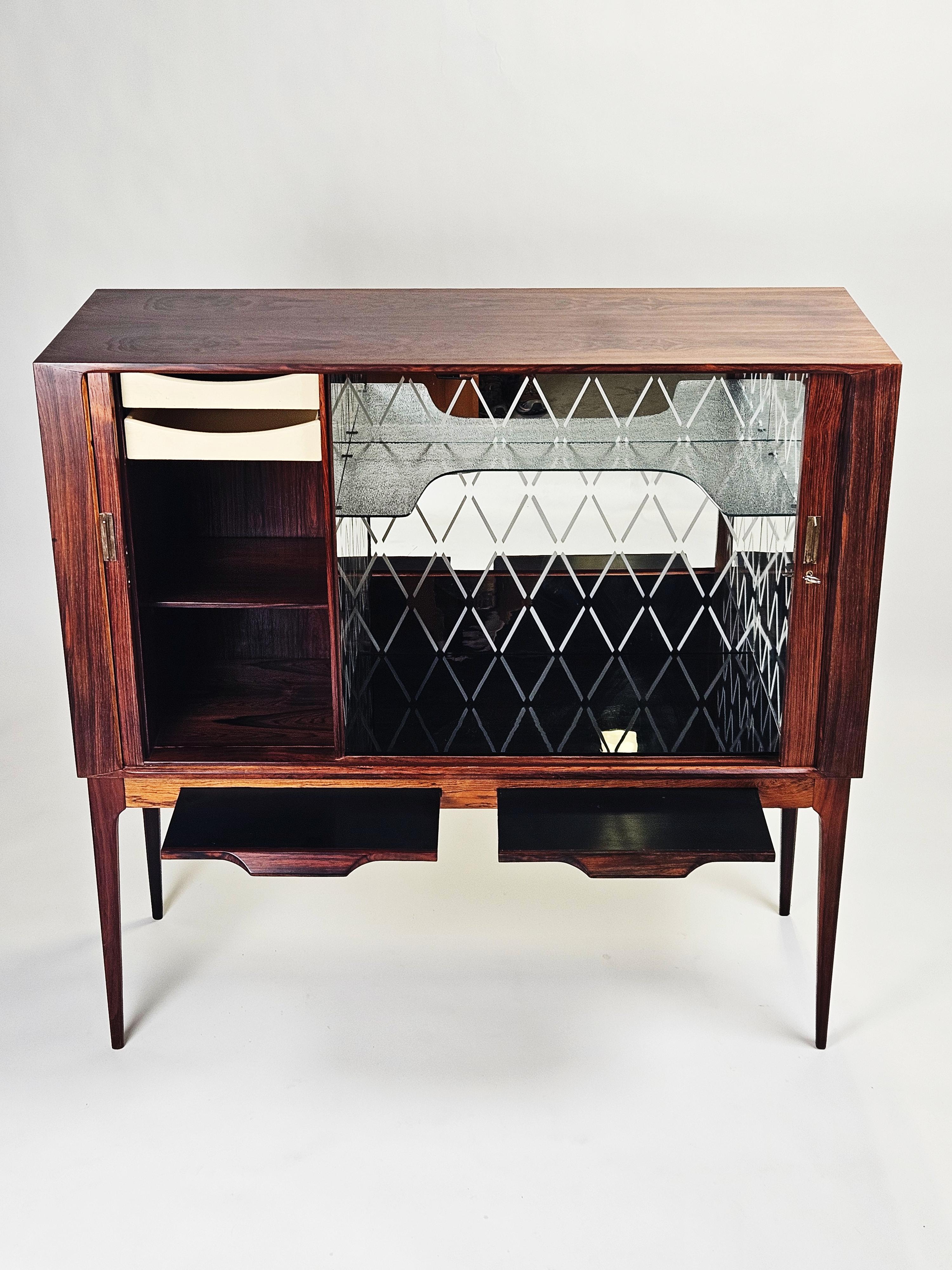 20th Century Scandinavian modern rosewood bar cabinet by Kurt Østervig, Denmark, 1960s For Sale