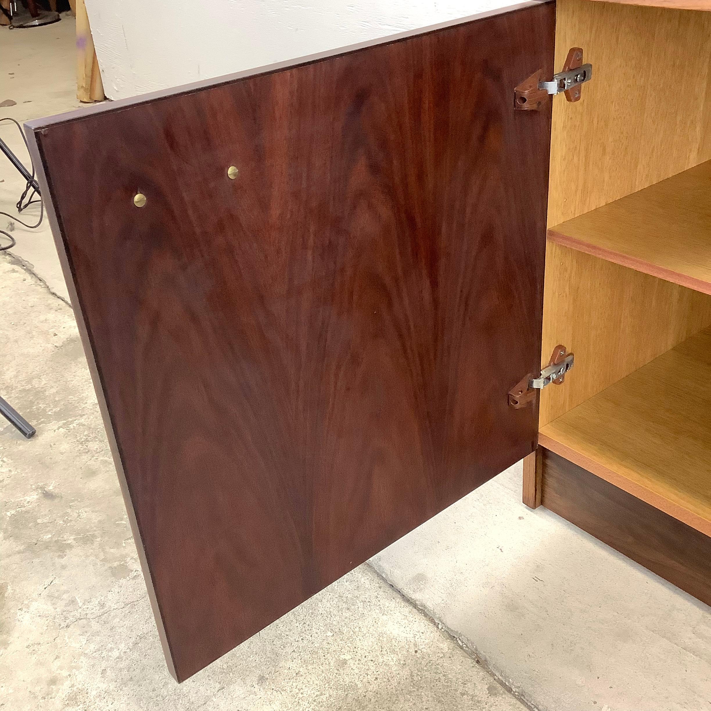 Scandinavian Modern Rosewood Bookshelf or Bar Cabinet For Sale 7