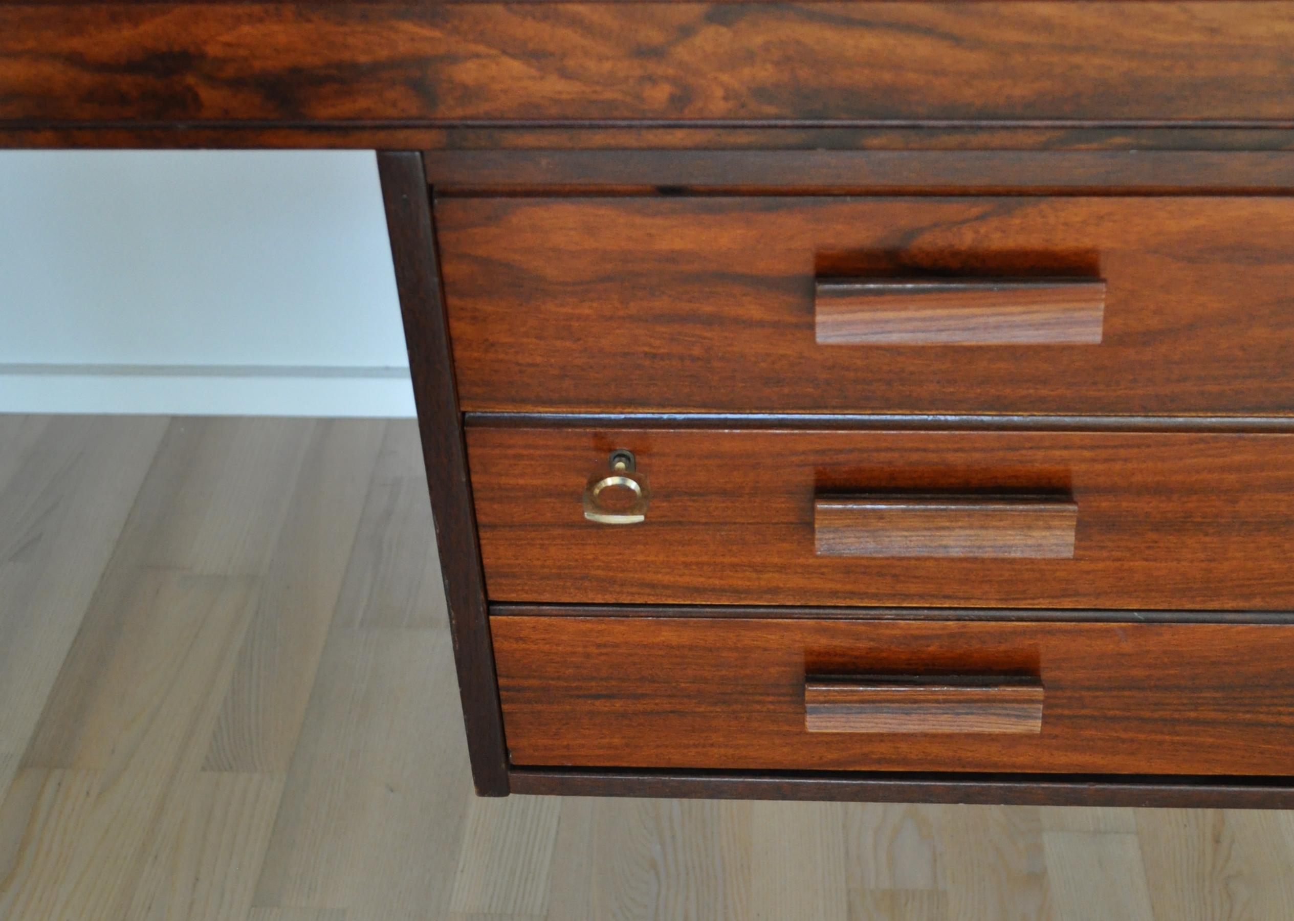 Scandinavian Modern Rosewood Desk by PS Heggen of Norway 3
