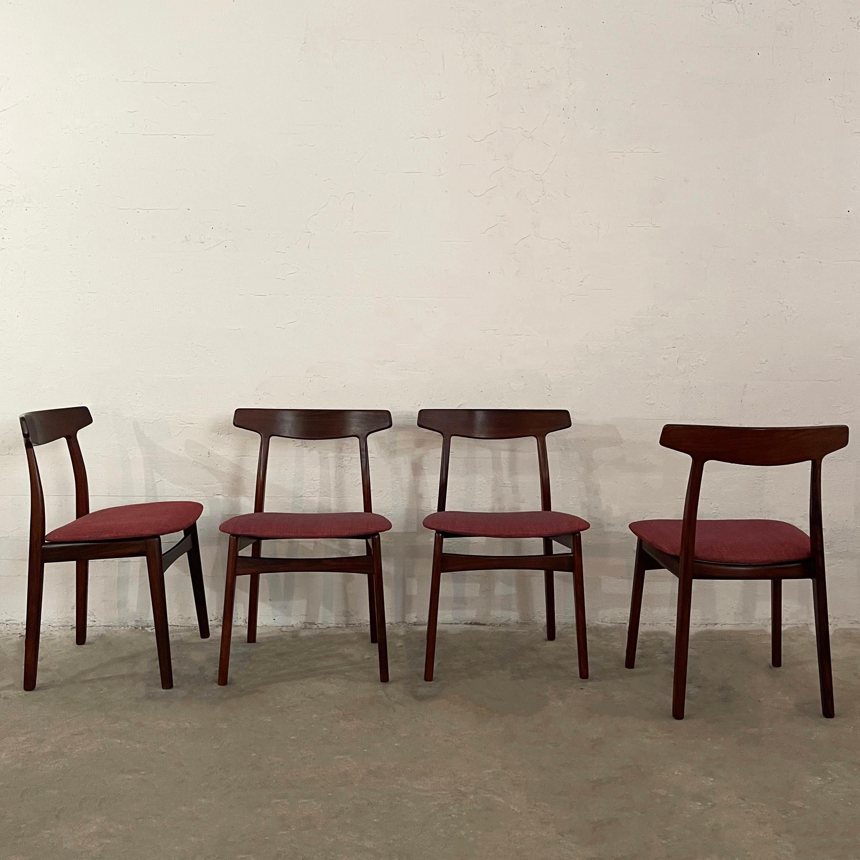 Scandinavian Modern Rosewood Dining Chairs By Henning Kjaernulf For Bruno Hansen 1
