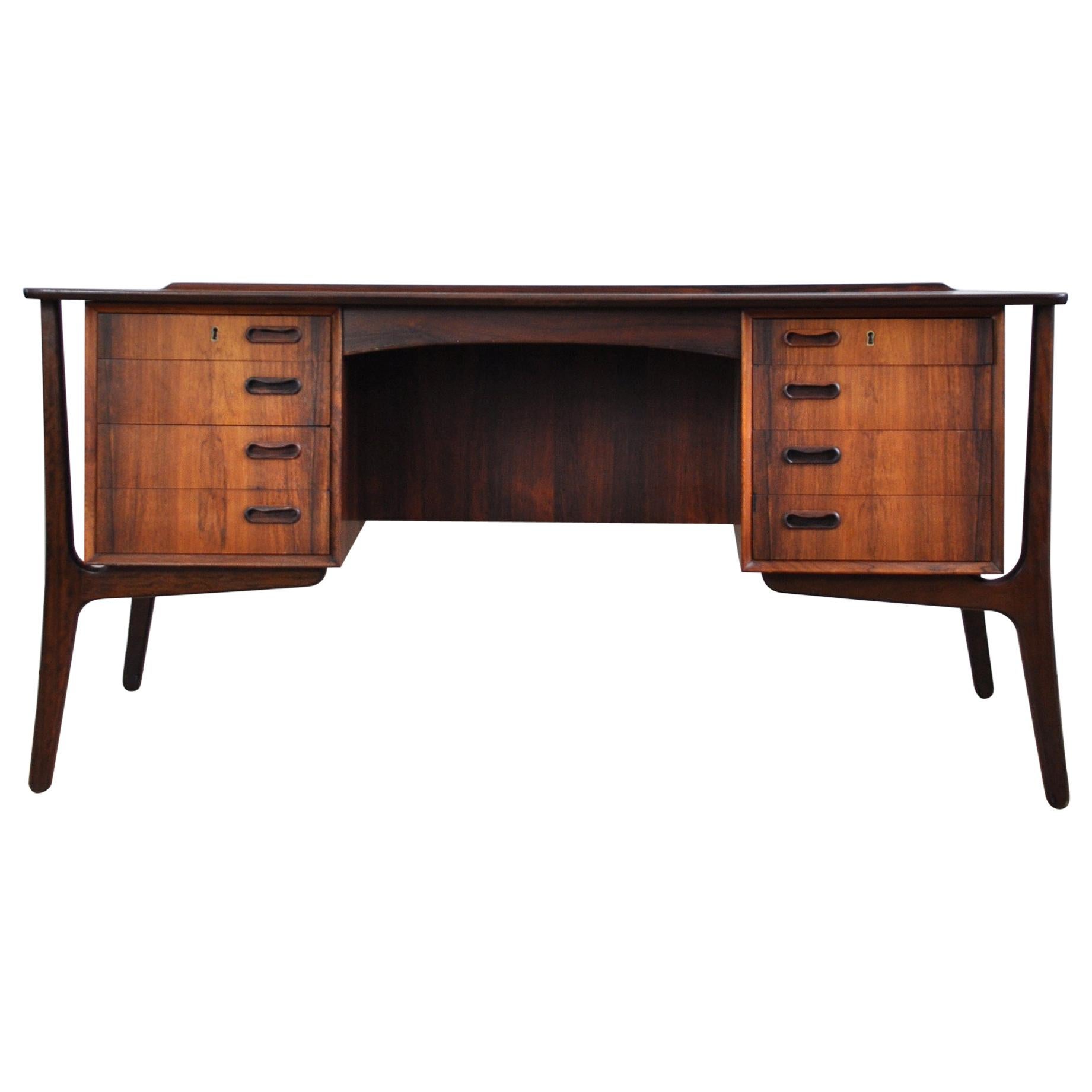 Scandinavian Modern Rosewood Executive Desk by Svend Åge Madsen for HP Hansen