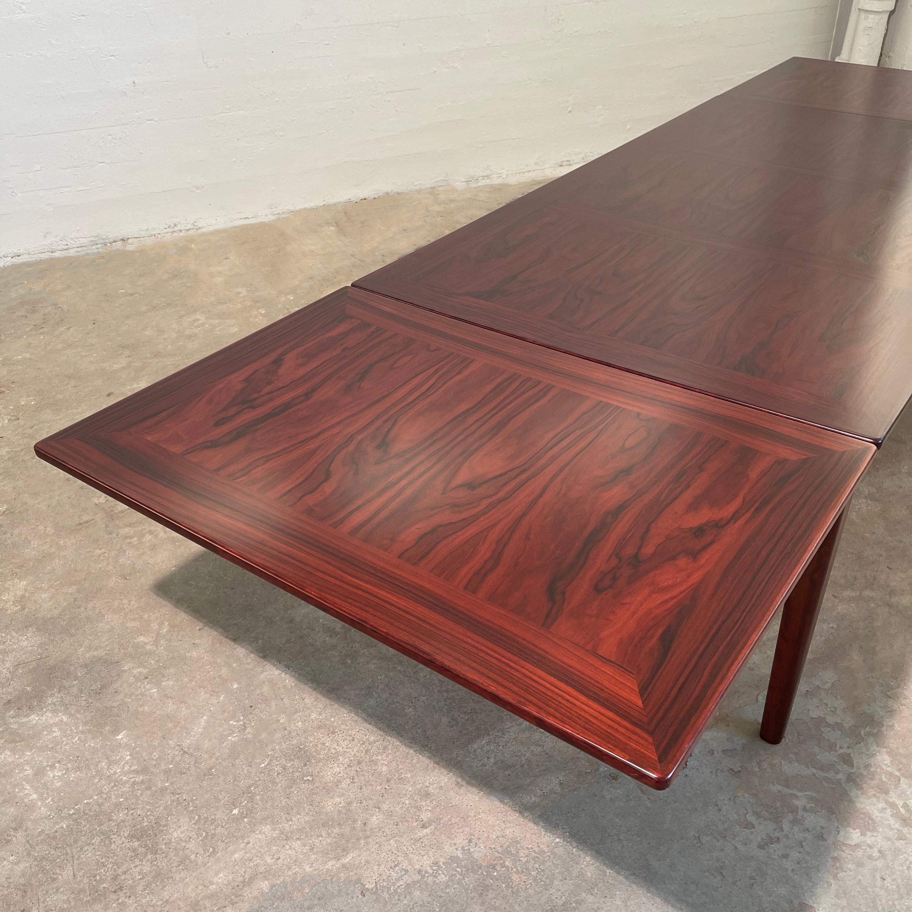Scandinavian Modern Rosewood Extension Dining Table By Scovby Mobelfabrik For Sale 1