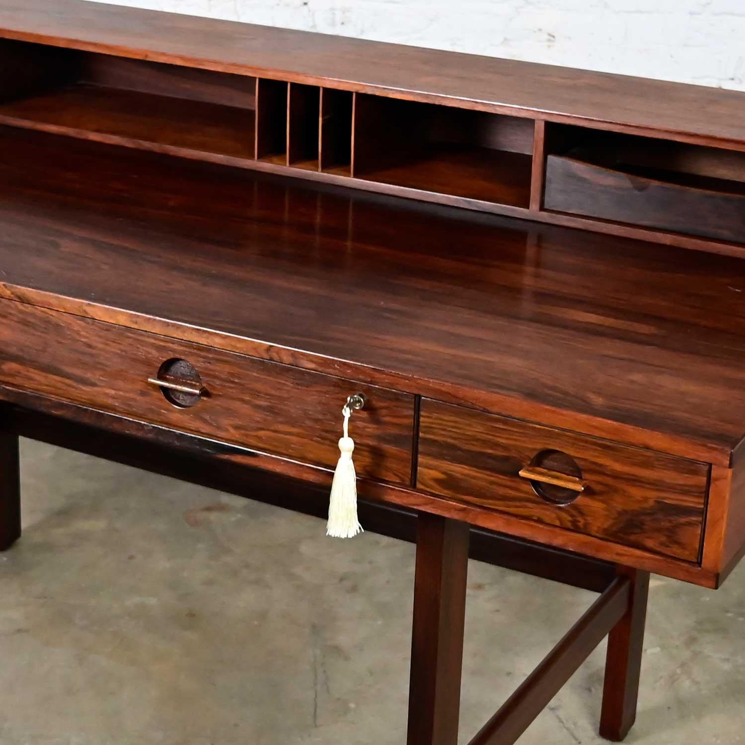 Scandinavian Modern Rosewood Flip Top Exec, Partners Desk by Peter Lovig Nielsen 3