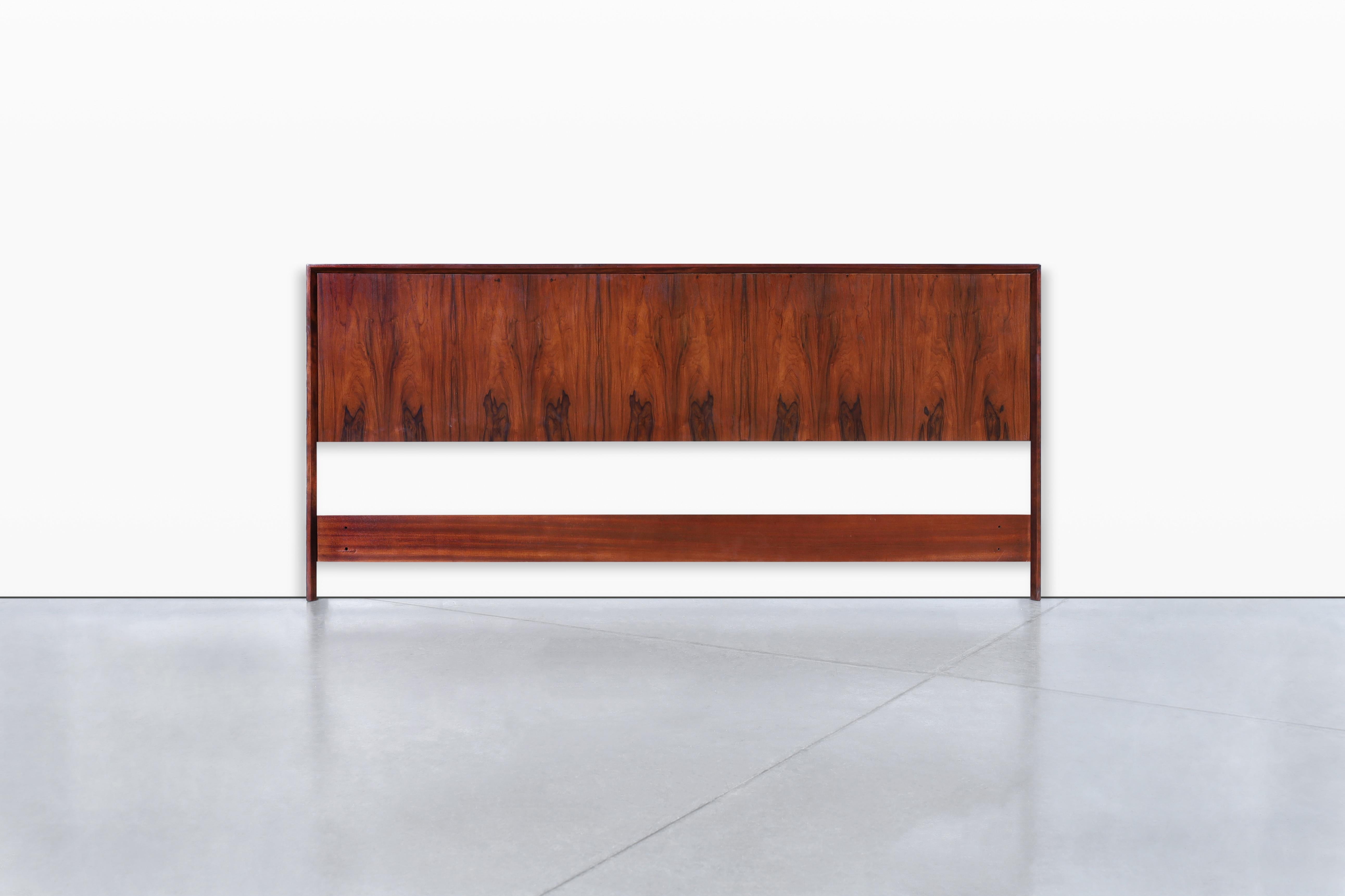 Norvégien The Modern Scandinavian Scandinavian Rosewood King-Size Headboard by Westnofa en vente