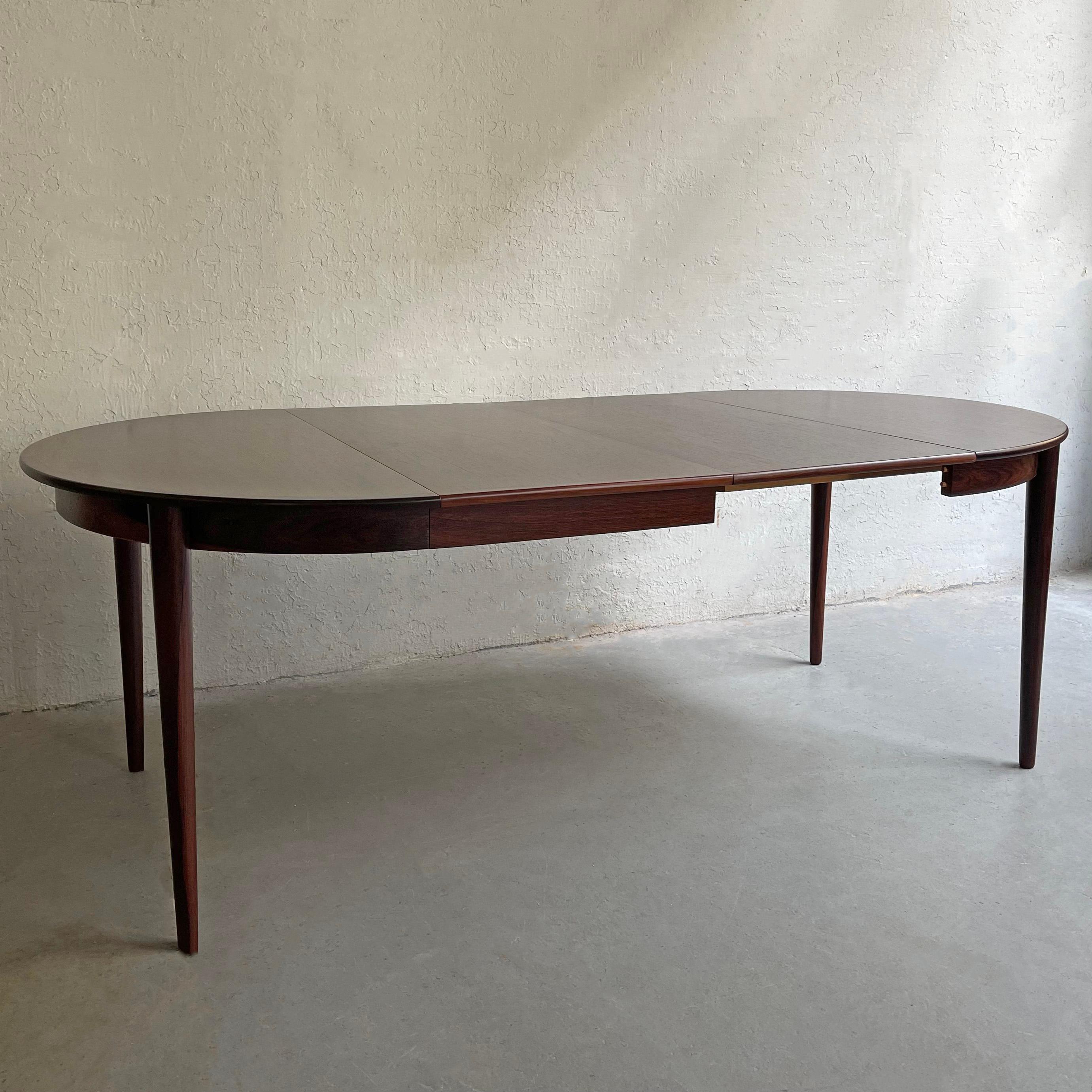 20th Century Scandinavian Modern Rosewood Round Extension Dining Set by Niels Koefoed For Sale