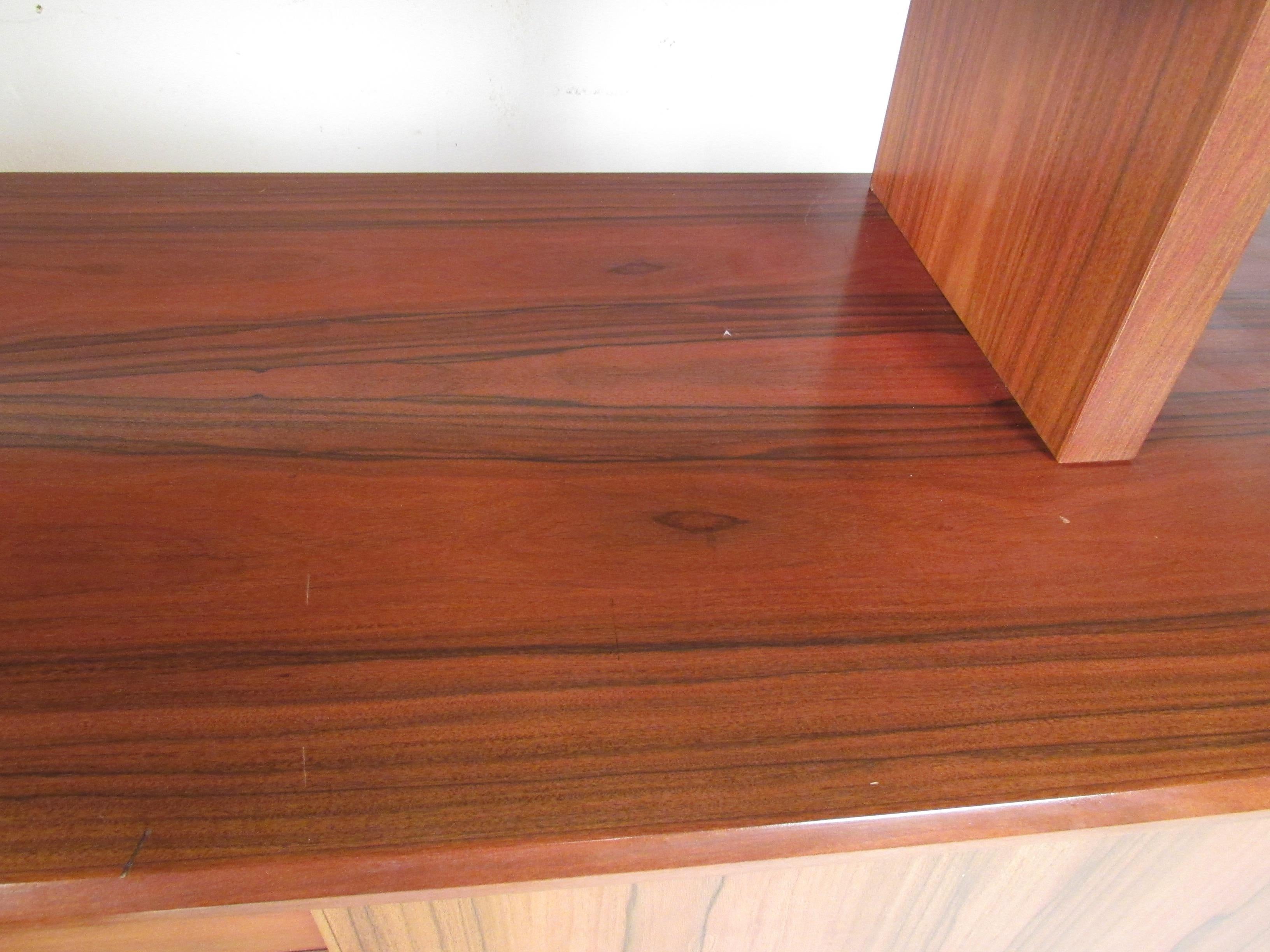 Scandinavian Modern Rosewood Sideboard with Cupboard Top Bookshelf 13