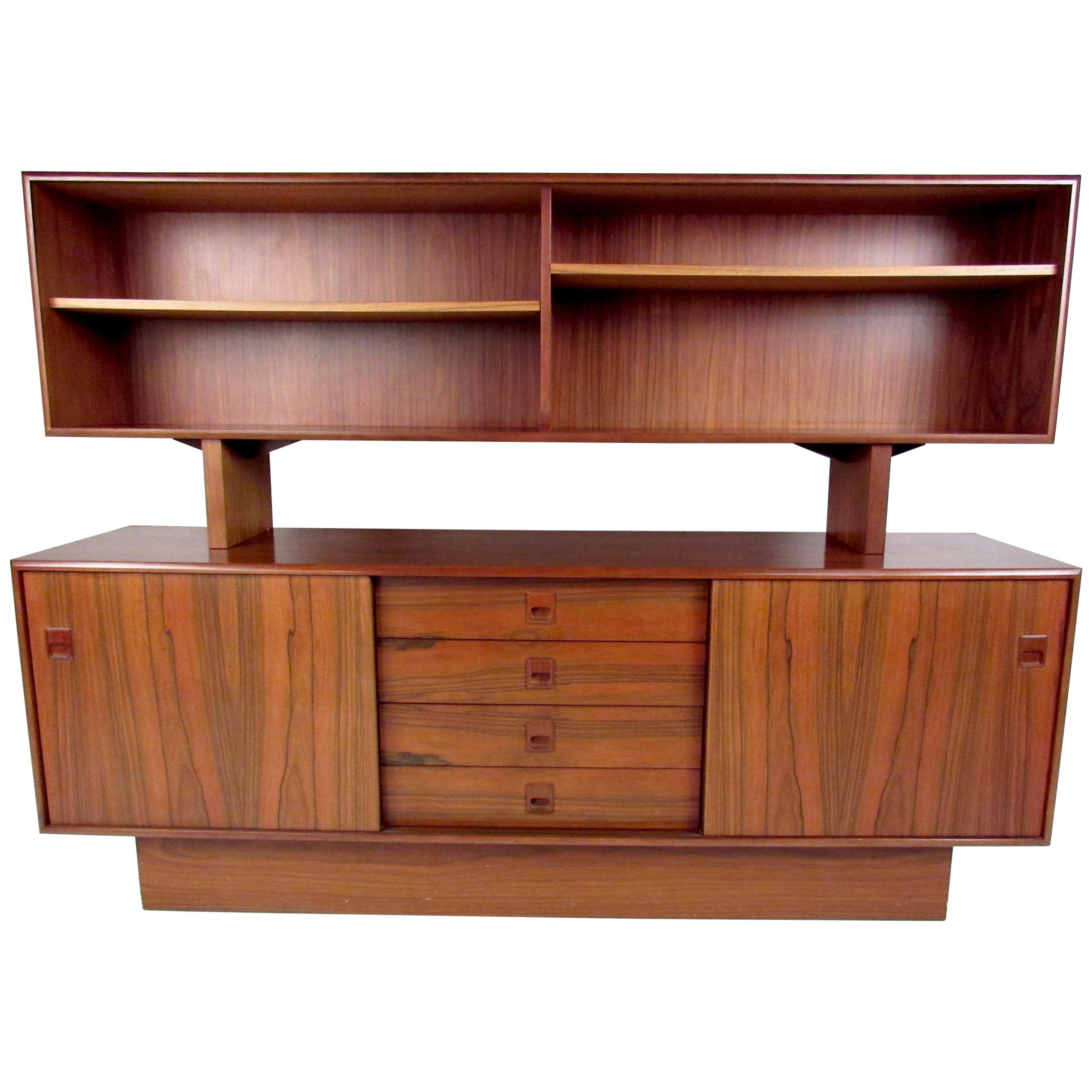Scandinavian Modern Rosewood Sideboard with Cupboard Top Bookshelf