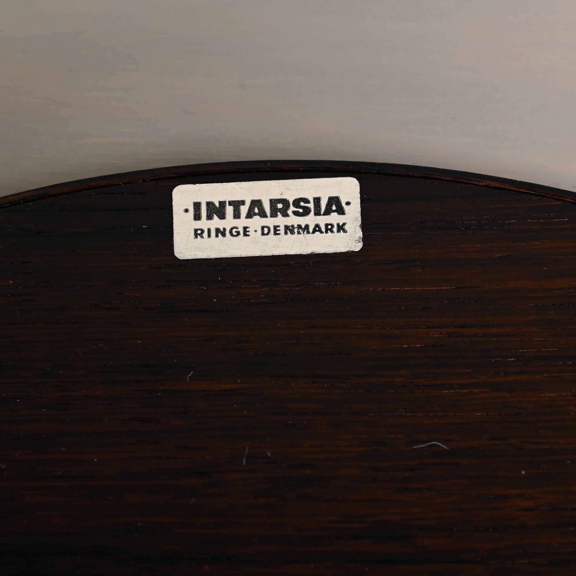 The Modern Scandinavian rosewood tray with fish motif for Intarsia, Denmark 1960s en vente 3