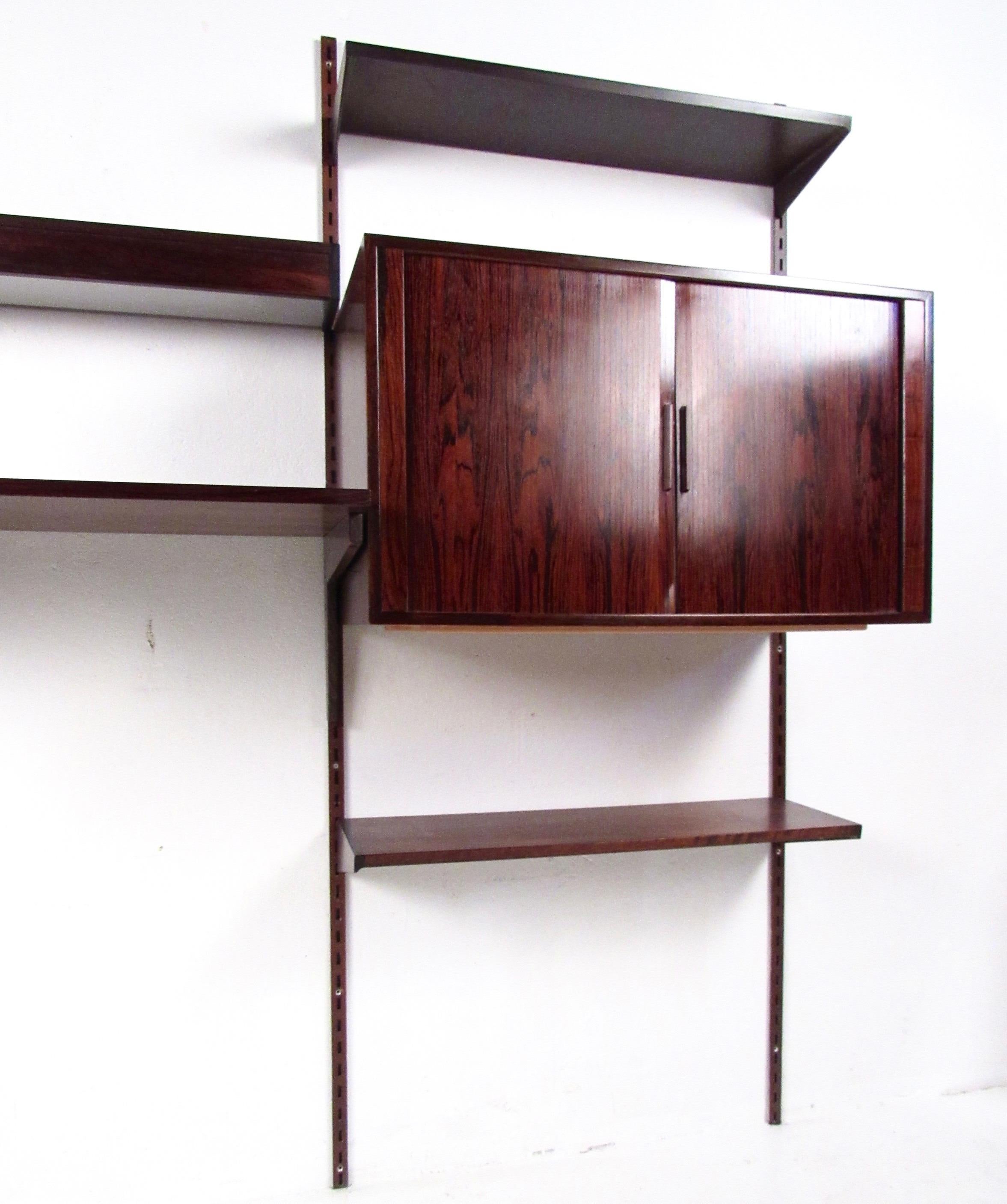 Scandinavian Modern Rosewood Wall Unit in the Style of Kai Kristiansen In Good Condition In Brooklyn, NY