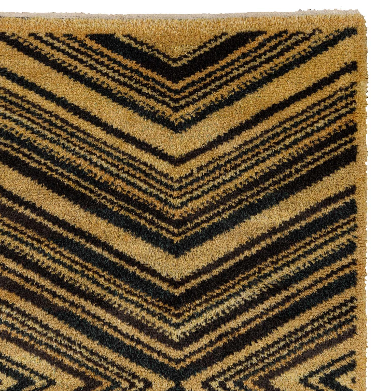 Tissé à la main Tapis Rya Pile de style scandinave moderne par Barbro Nilsson, Mta Ms-Fjetterstrm AB en vente