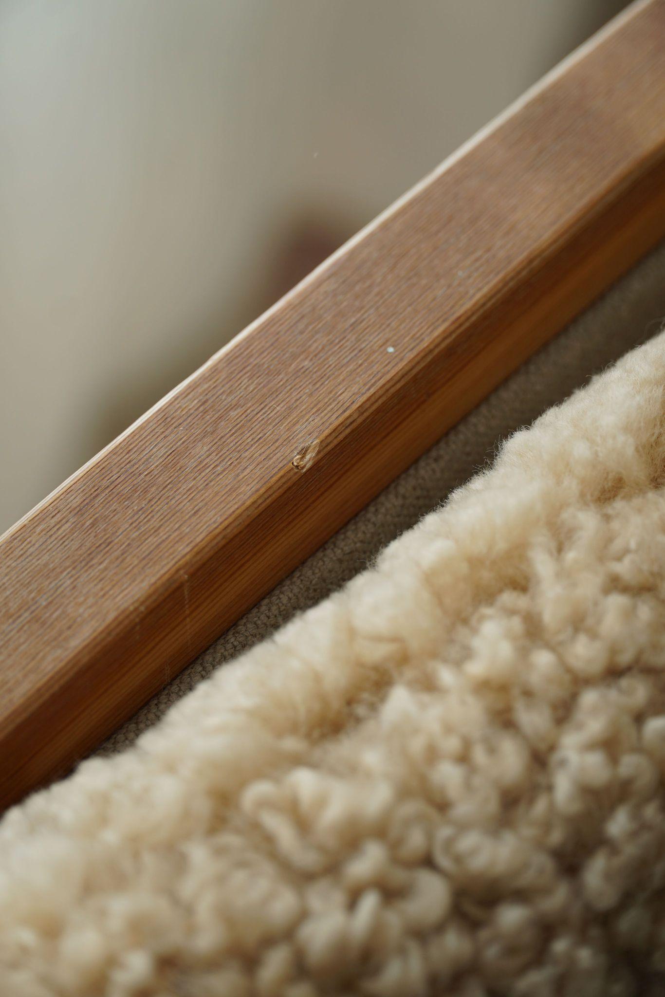 Scandinavian Modern Safari Lounge Chair in Canvas, Lambswool & Pine, 1960s 5