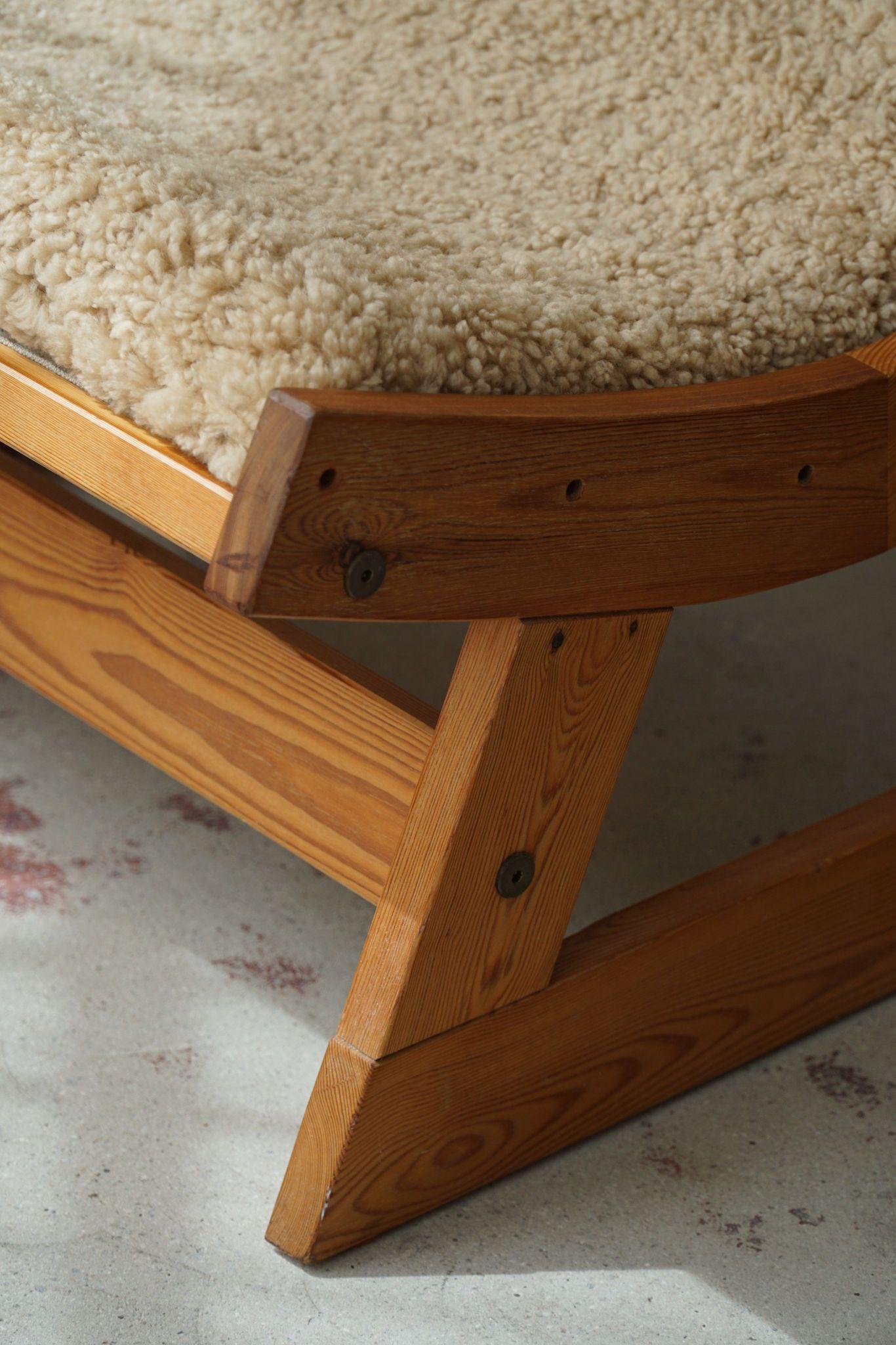Scandinavian Modern Safari Lounge Chair in Canvas, Lambswool & Pine, 1960s 9