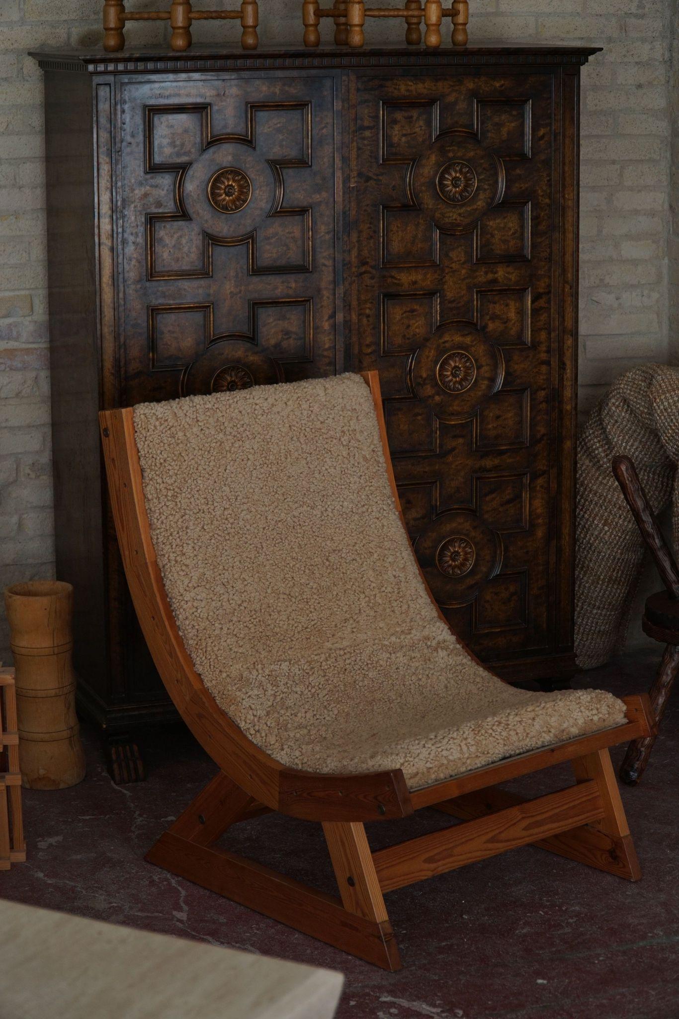Scandinavian Modern Safari Lounge Chair in Canvas, Lambswool & Pine, 1960s 11