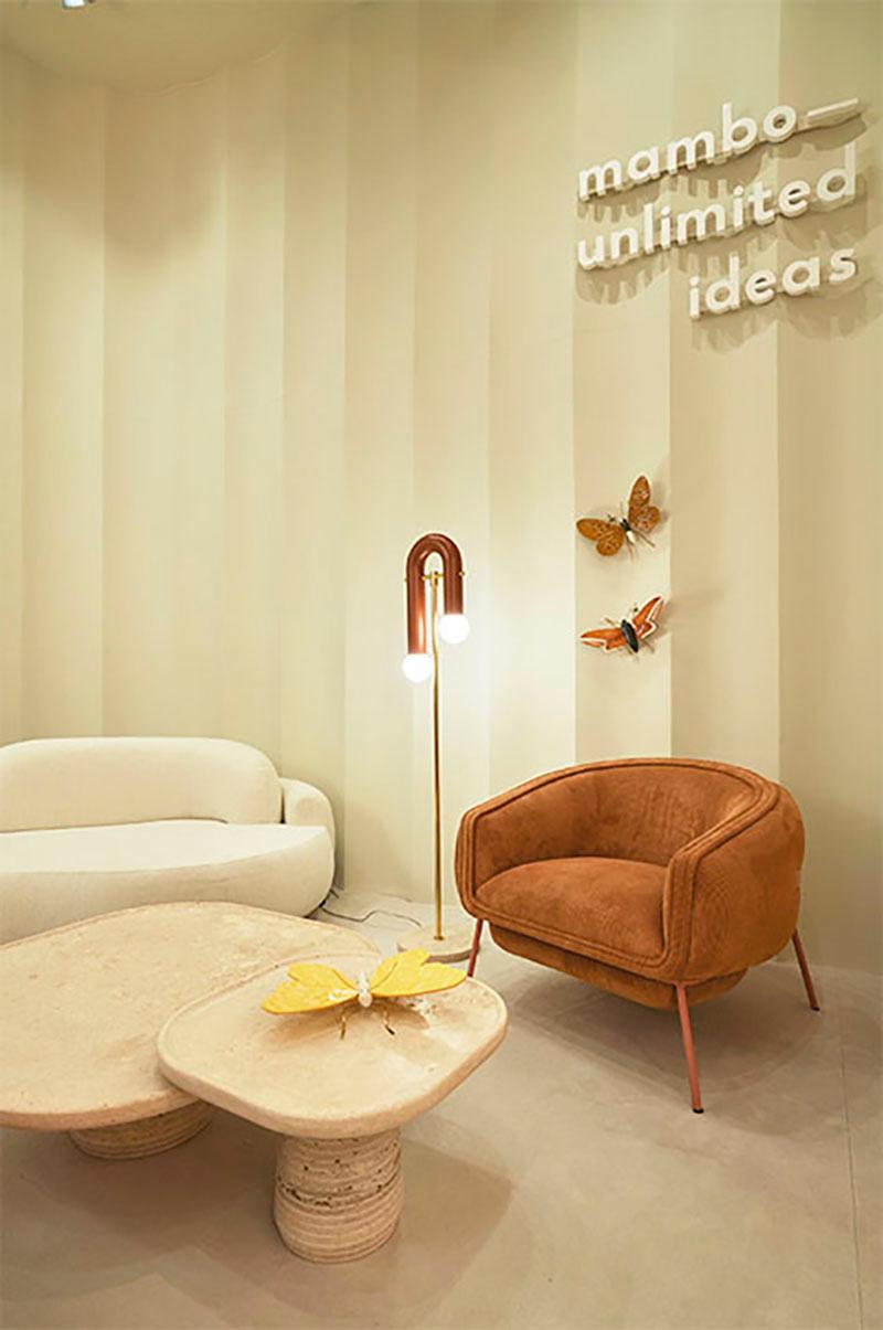 Sillón salmón moderno escandinavo con base de metal y rayas en forma de bloque Moderno de mediados de siglo en venta