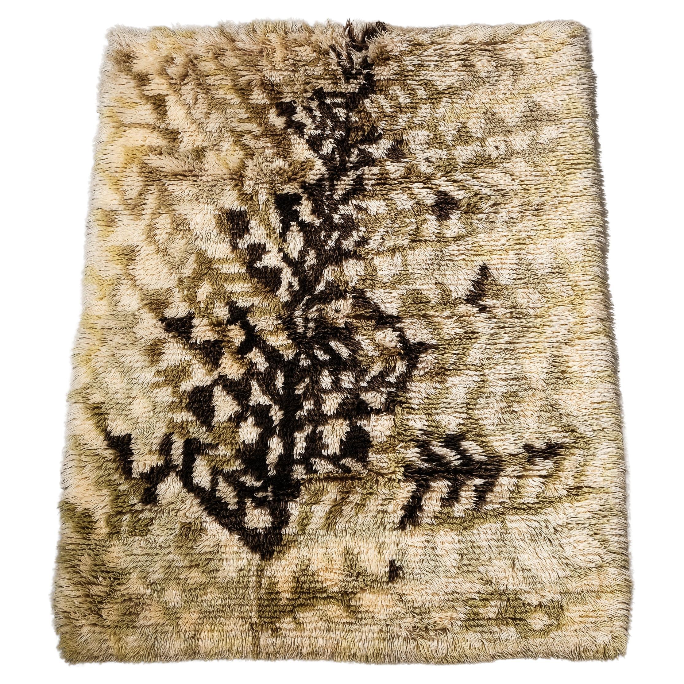 Alfombra moderna escandinava de lana Rya "Sananjalkametsä", diseñada por Kirsti Ilvessalo