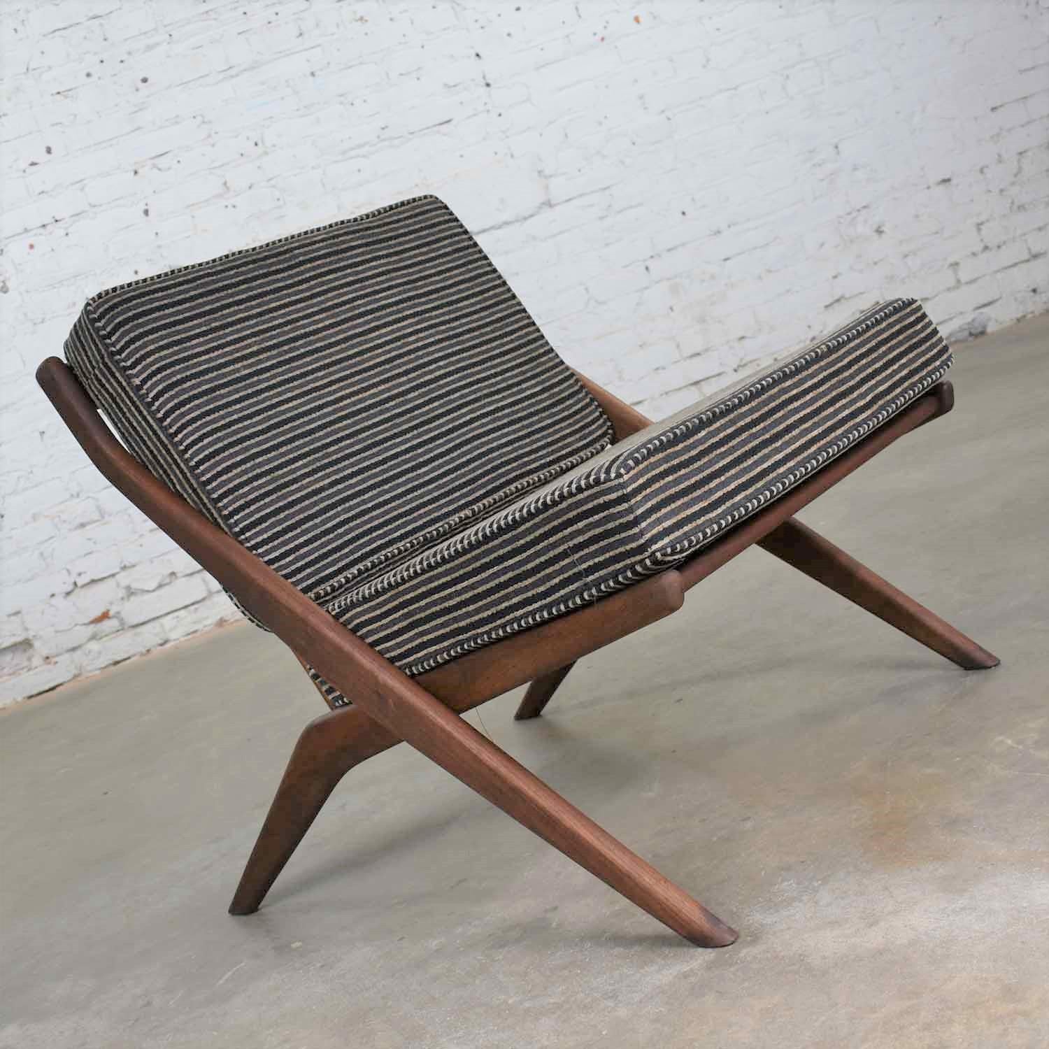 Skandinavisch-moderner Scissor Lounge Chair von Folke Ohlsson für DUX (Stoff) im Angebot