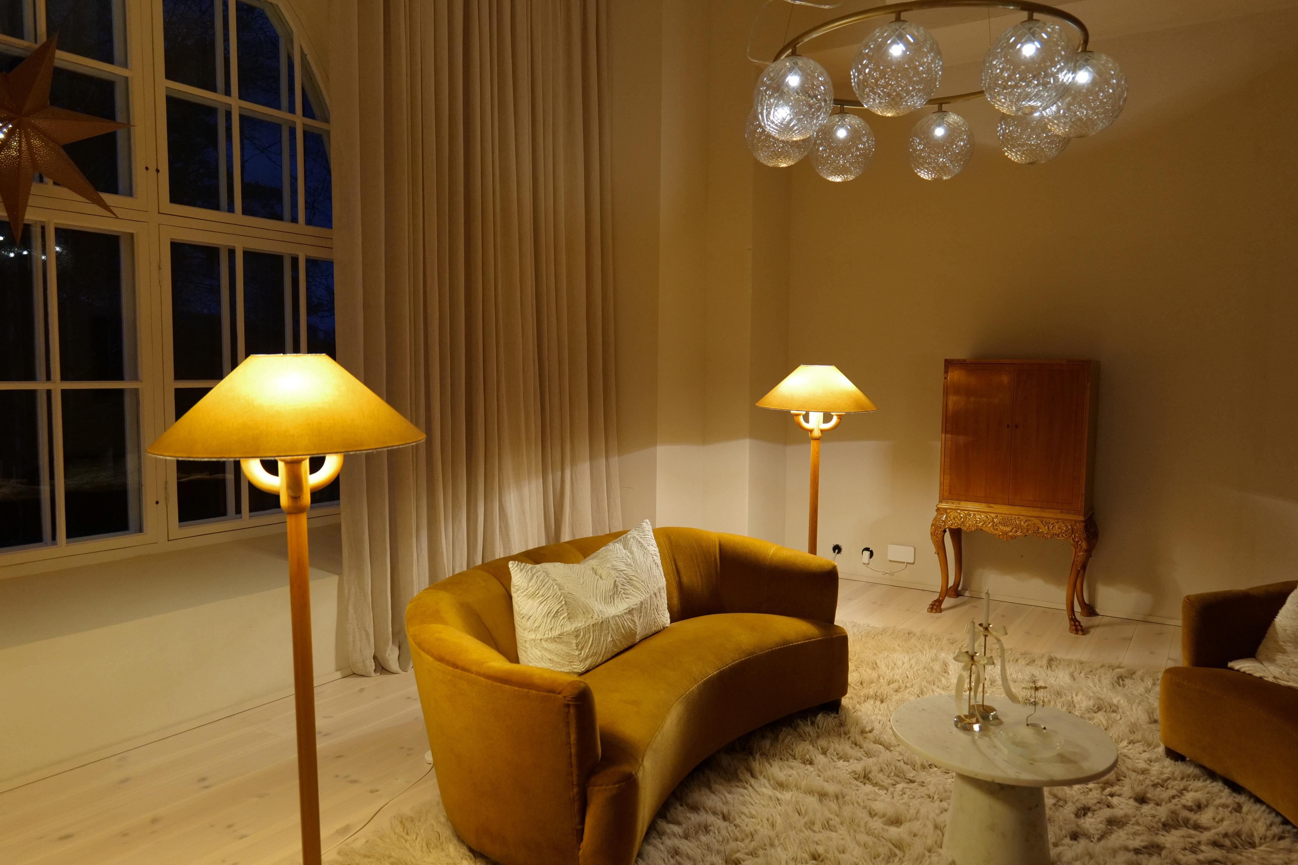 Lampade da terra scultoree The Modern Scandinavian Made in Pine, Svezia anni '70 in vendita 5