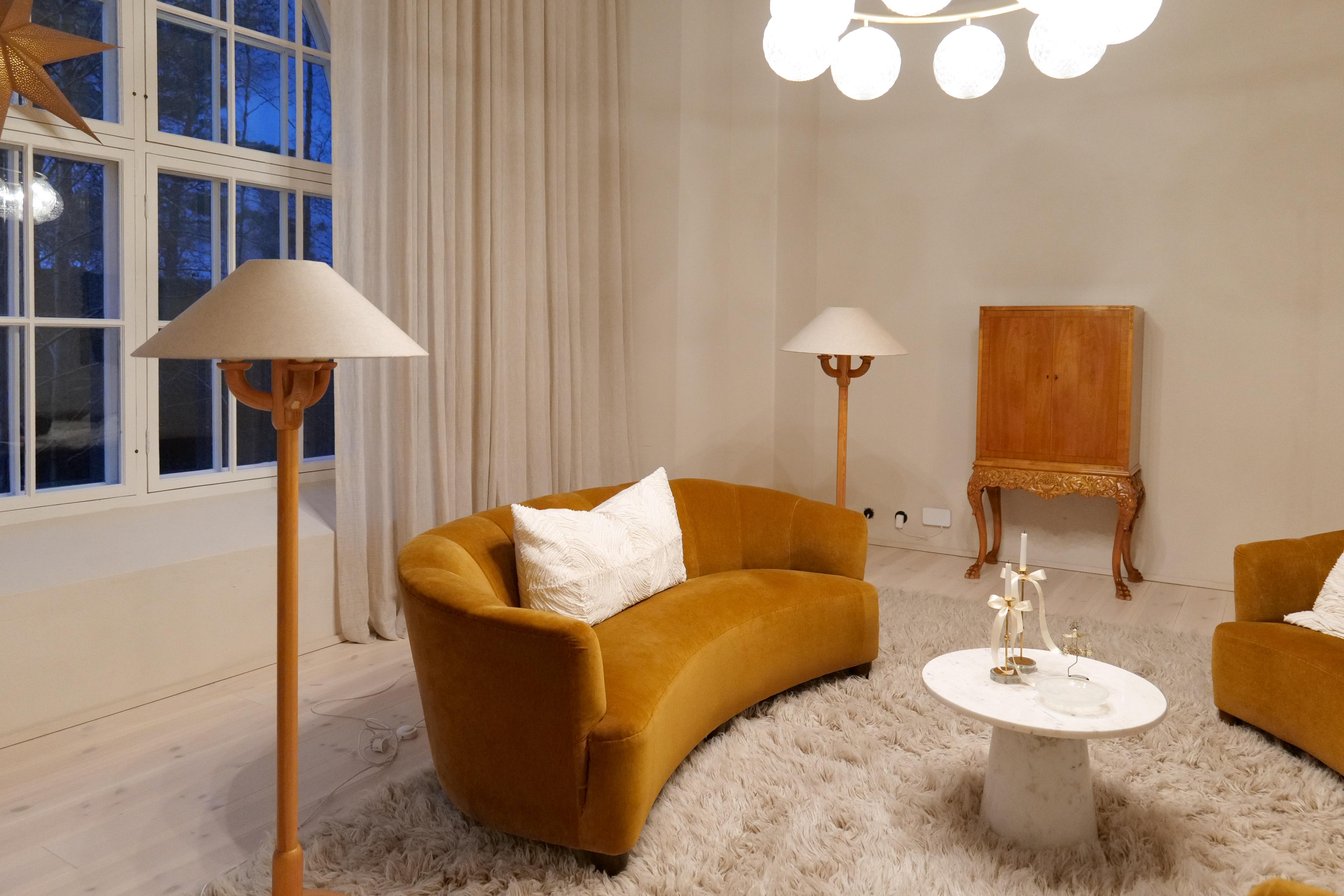 Pino Lampade da terra scultoree The Modern Scandinavian Made in Pine, Svezia anni '70 in vendita