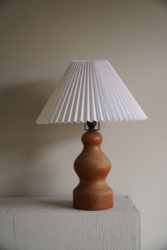 Lampe de bureau scandinave moderne et sculpturale en bois organique en chêne, années 1960