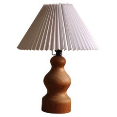 Scandinavian Modern, Sculptural Organic Wooden Table Lamp in Oak, 1960s