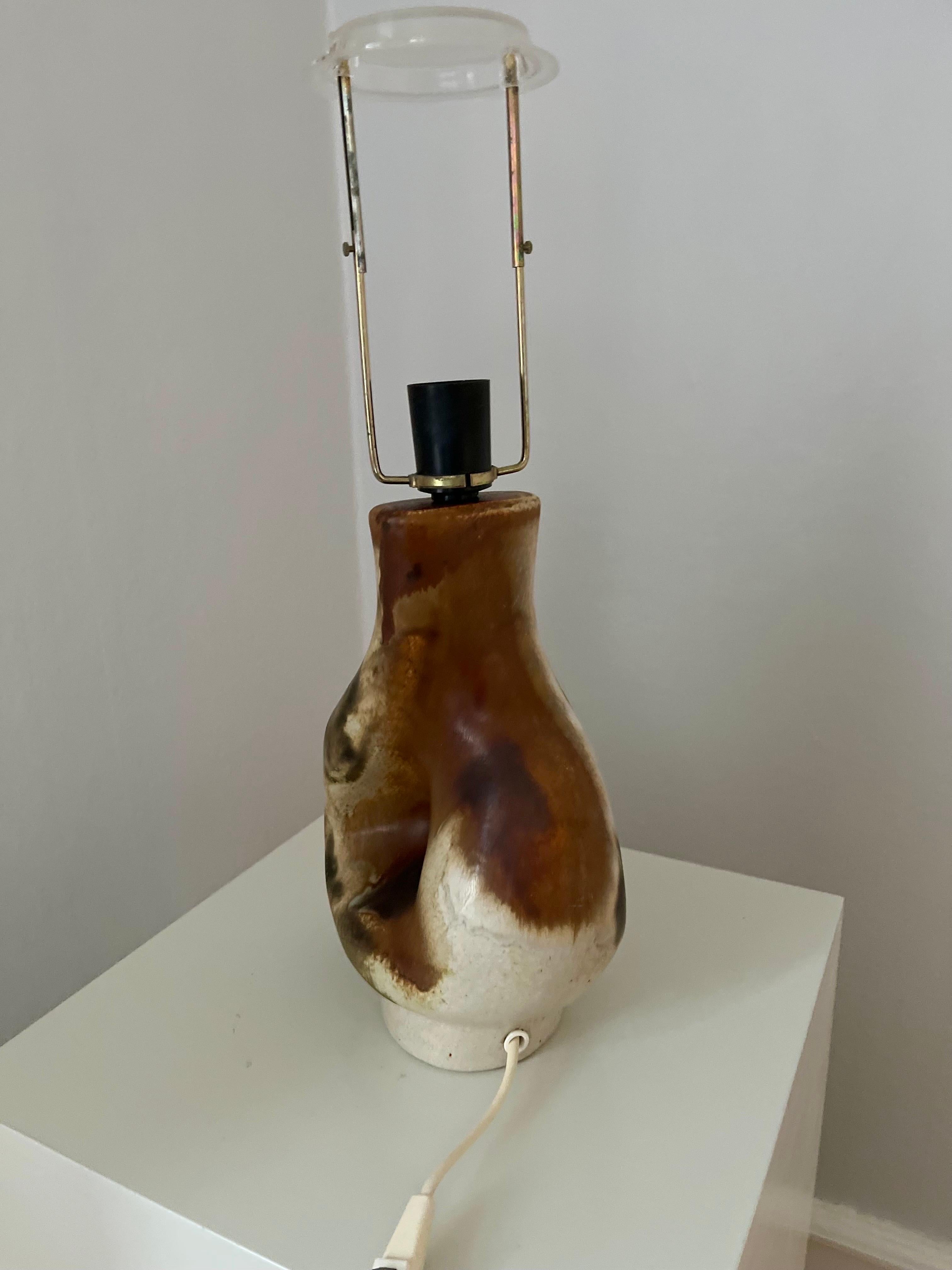 Skandinavische moderne skulpturale Tischlampe aus Steingut von Dänemark Axella, 1960er Jahre im Angebot 2