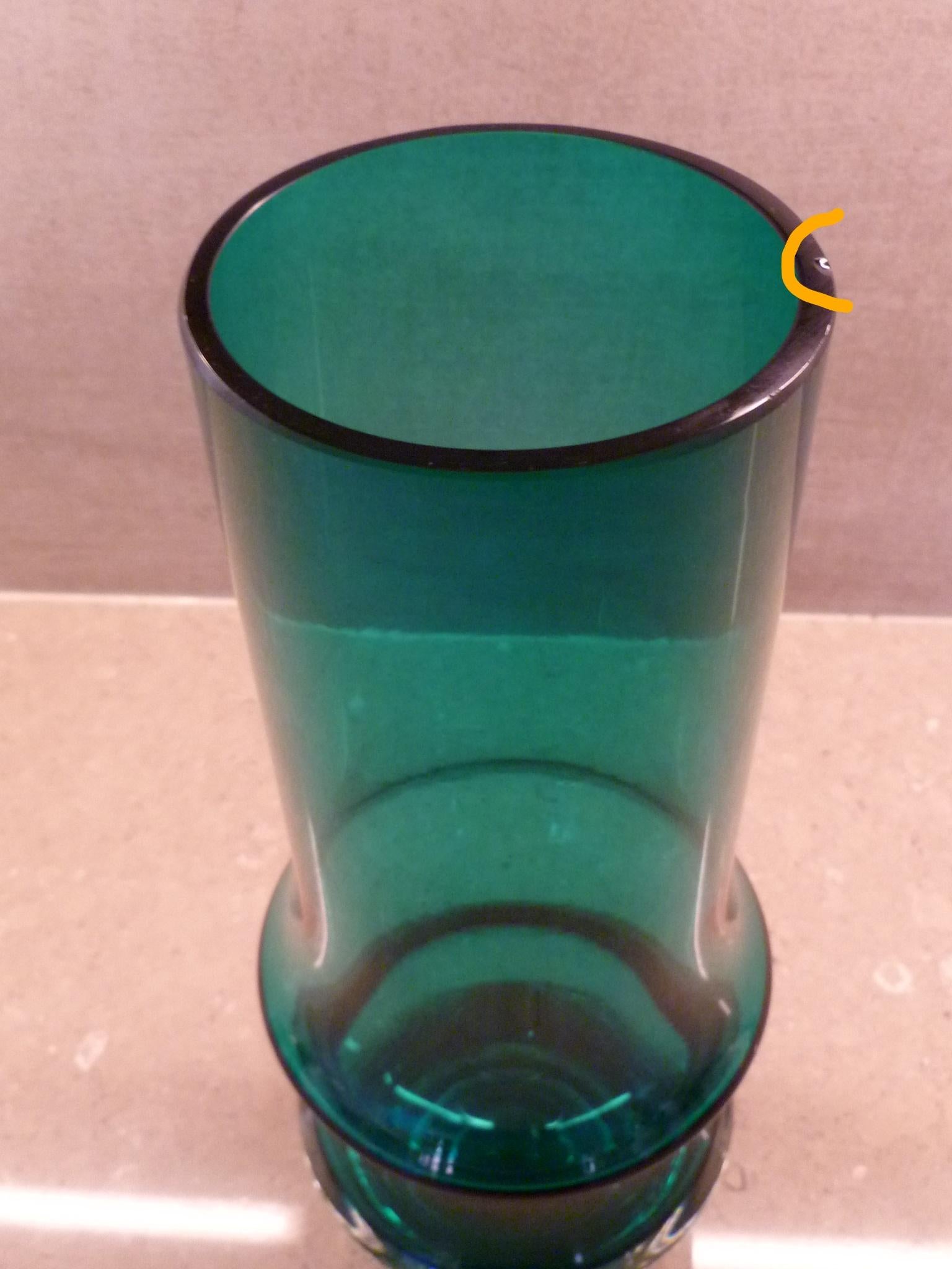 Scandinavian Modern Sculptural Vase 1970s by Tamara Aladin for Riihimaki Finland In Good Condition In Miami, FL