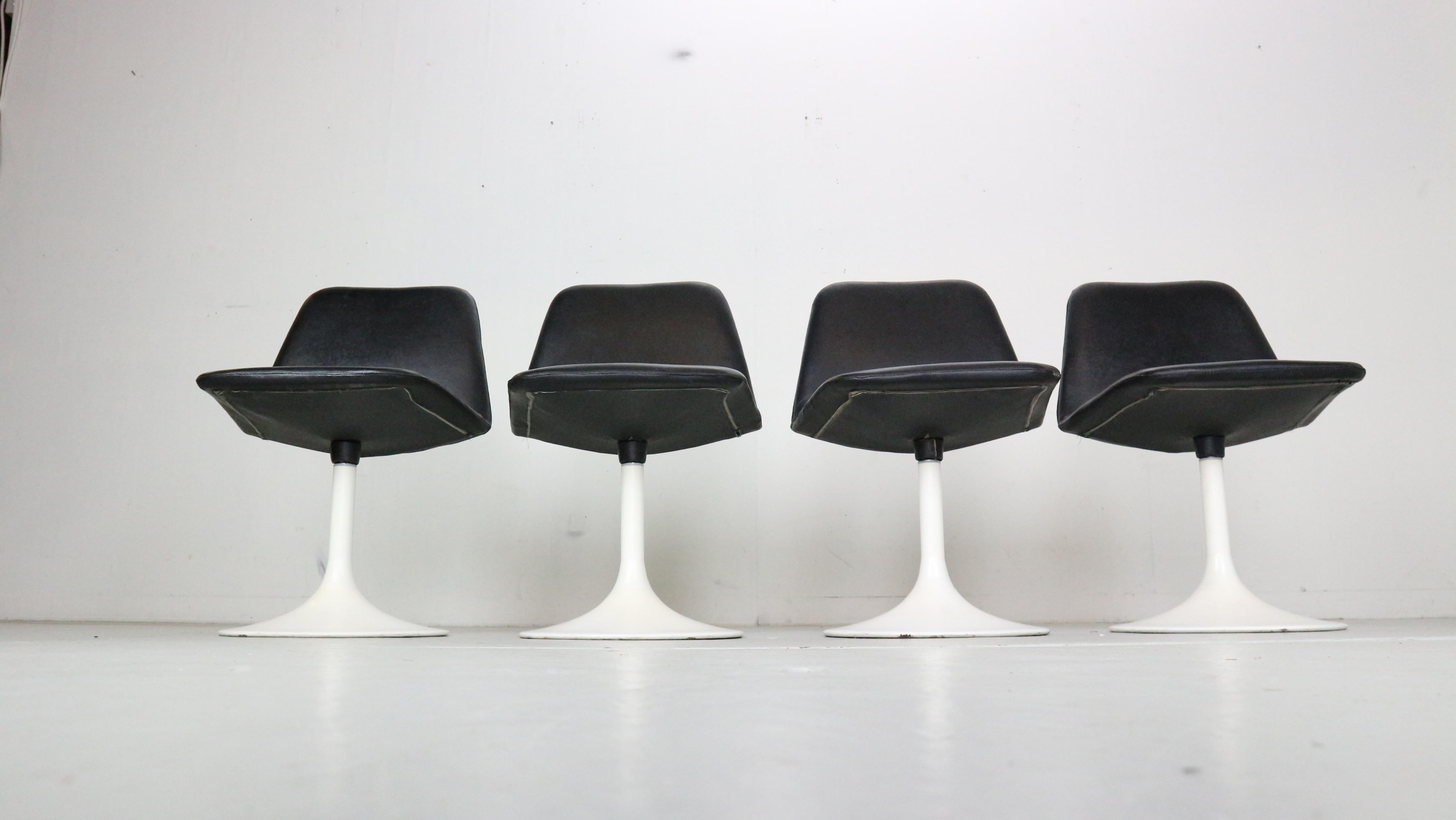 Métal Ensemble de 4 chaises de salle à manger The Moderns par Börje Johanson Vinga, Suède 1970 en vente