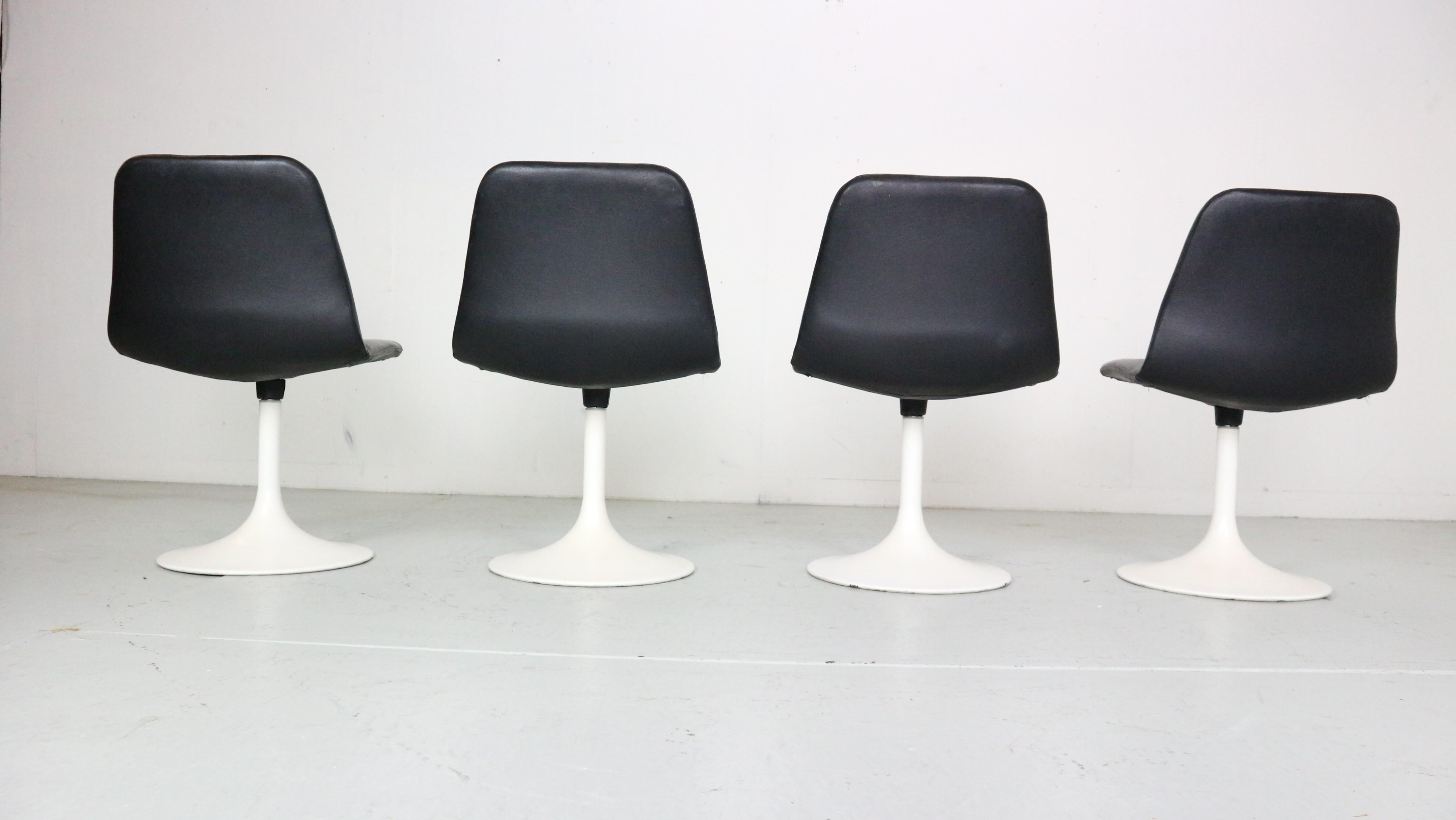 Scandinavian Modern Set Of 4 Dinning Chairs By Börje Johanson Vinga, Sweden 1970 For Sale 3