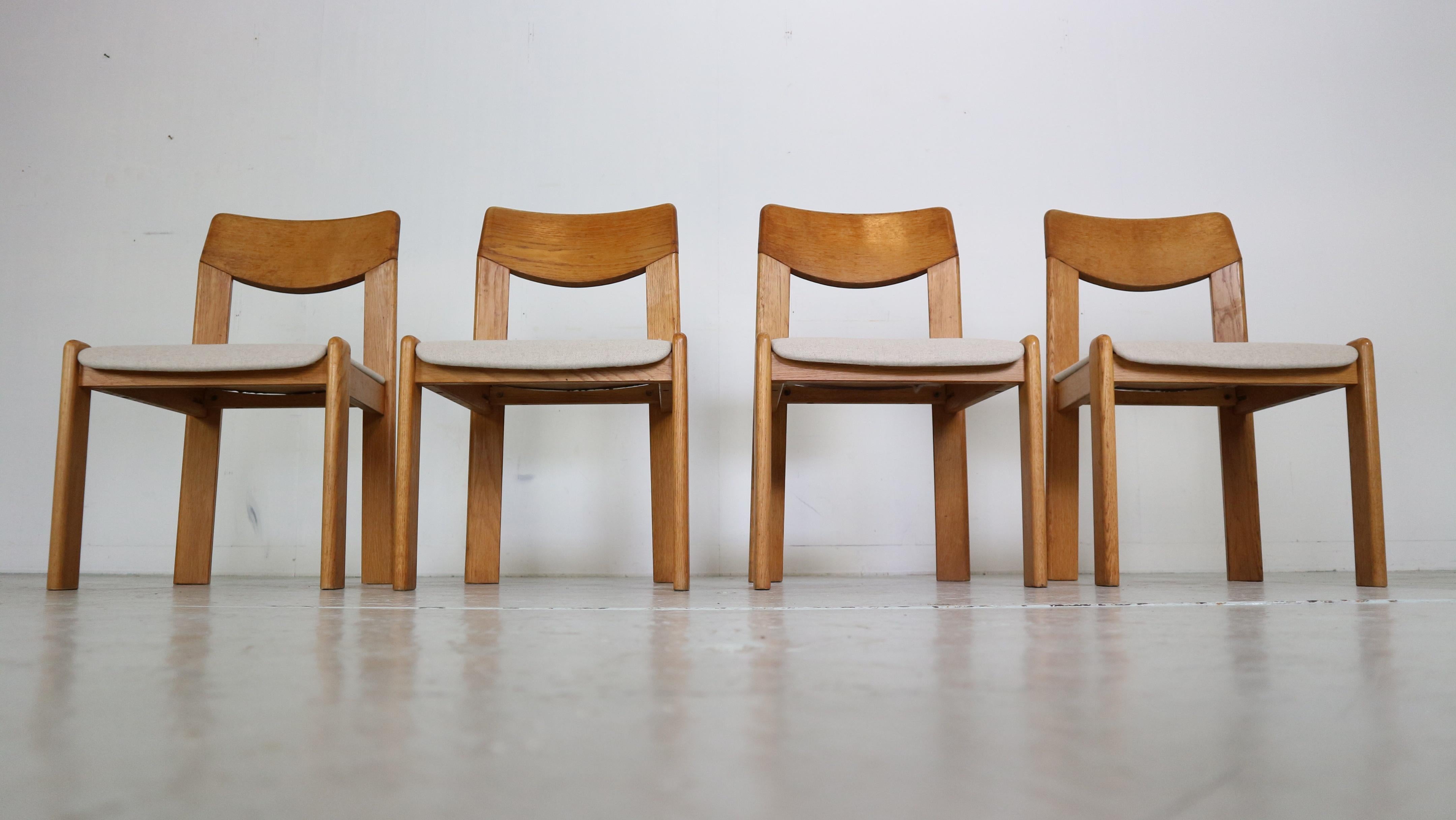 Mid-20th Century Scandinavian Modern Set of 4 Sculpture Oak Dinning Room Chairs, 1960 Denmark For Sale