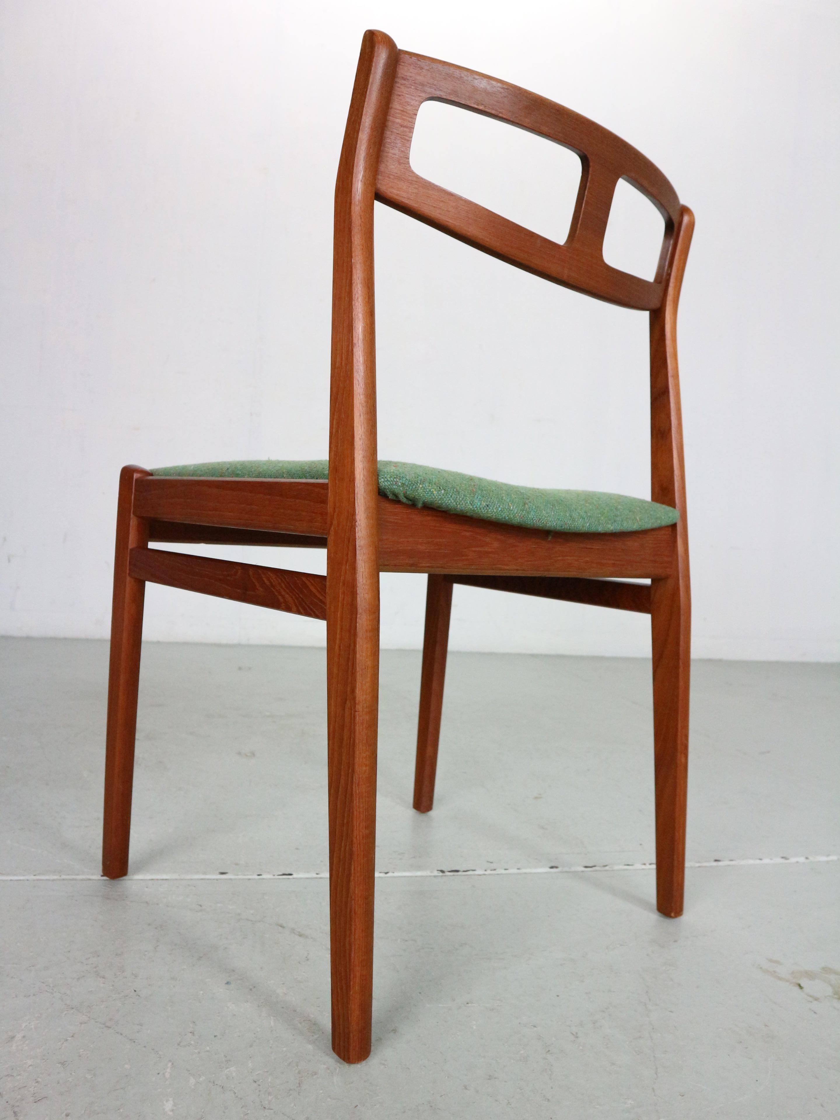 Scandinavian Modern Set of 5 Teak& Green New Upholstery Dinning Room Chairs For Sale 6