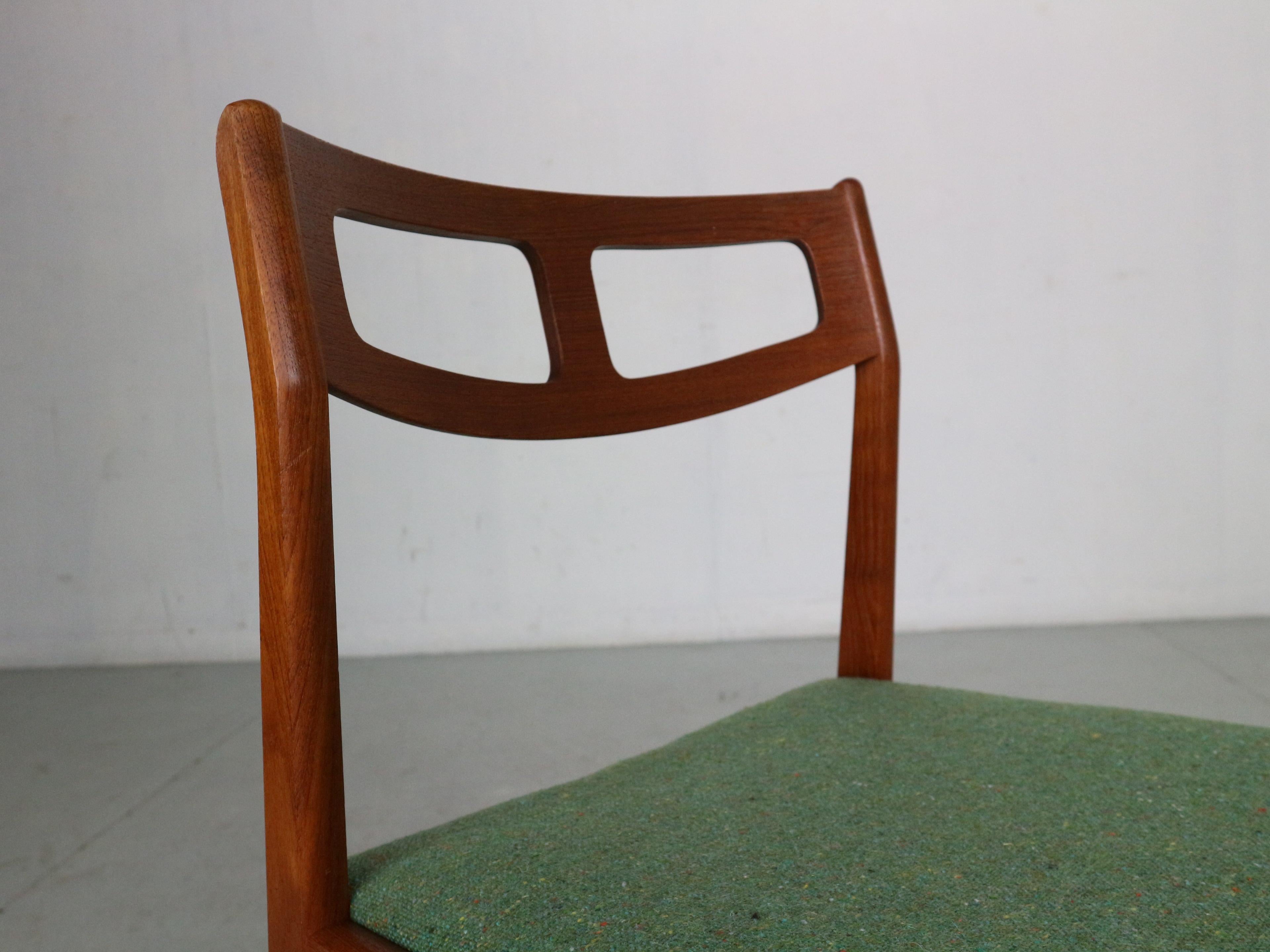 Scandinavian Modern Set of 5 Teak& Green New Upholstery Dinning Room Chairs For Sale 9