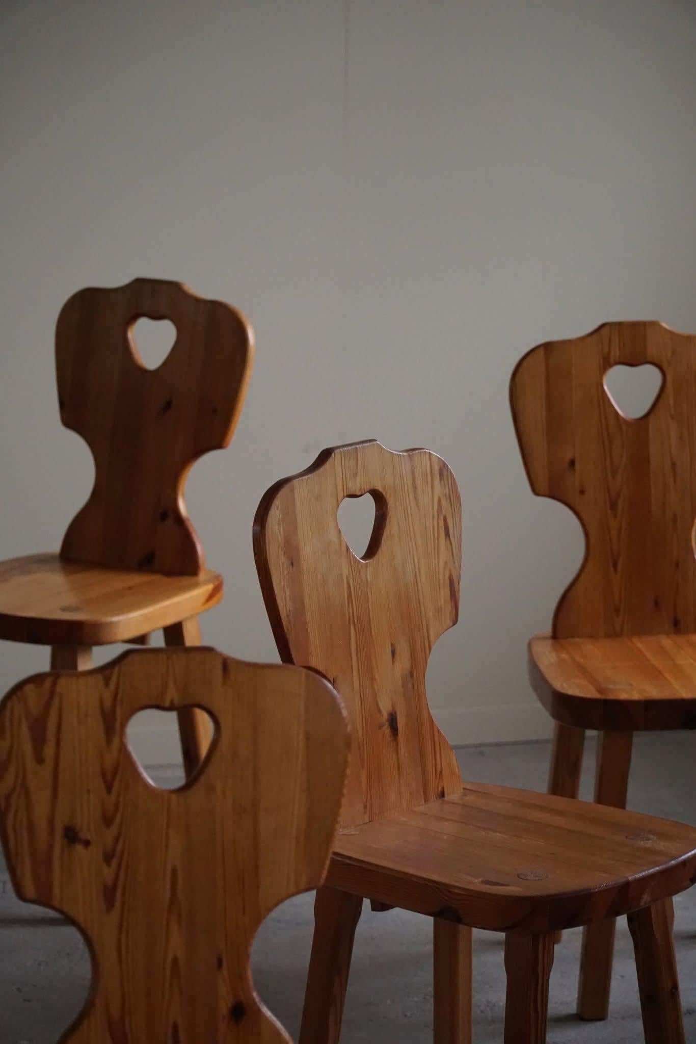 Scandinavian Modern, Set of 6 Chairs in Pine, by a Swedish Cabinetmaker, 1960s 4
