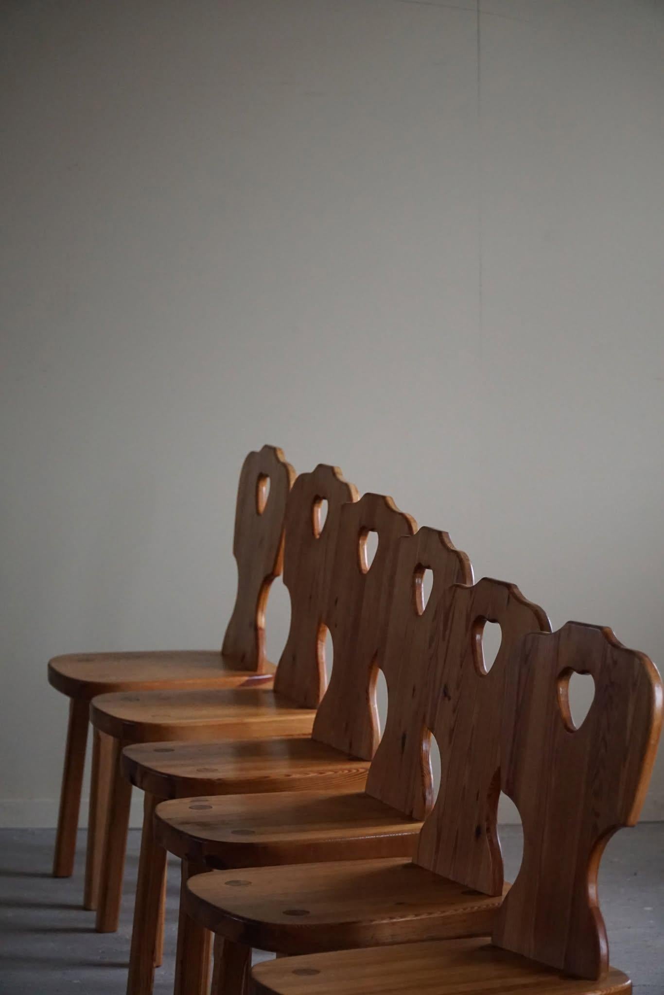 Scandinavian Modern, Set of 6 Chairs in Pine, by a Swedish Cabinetmaker, 1960s 1