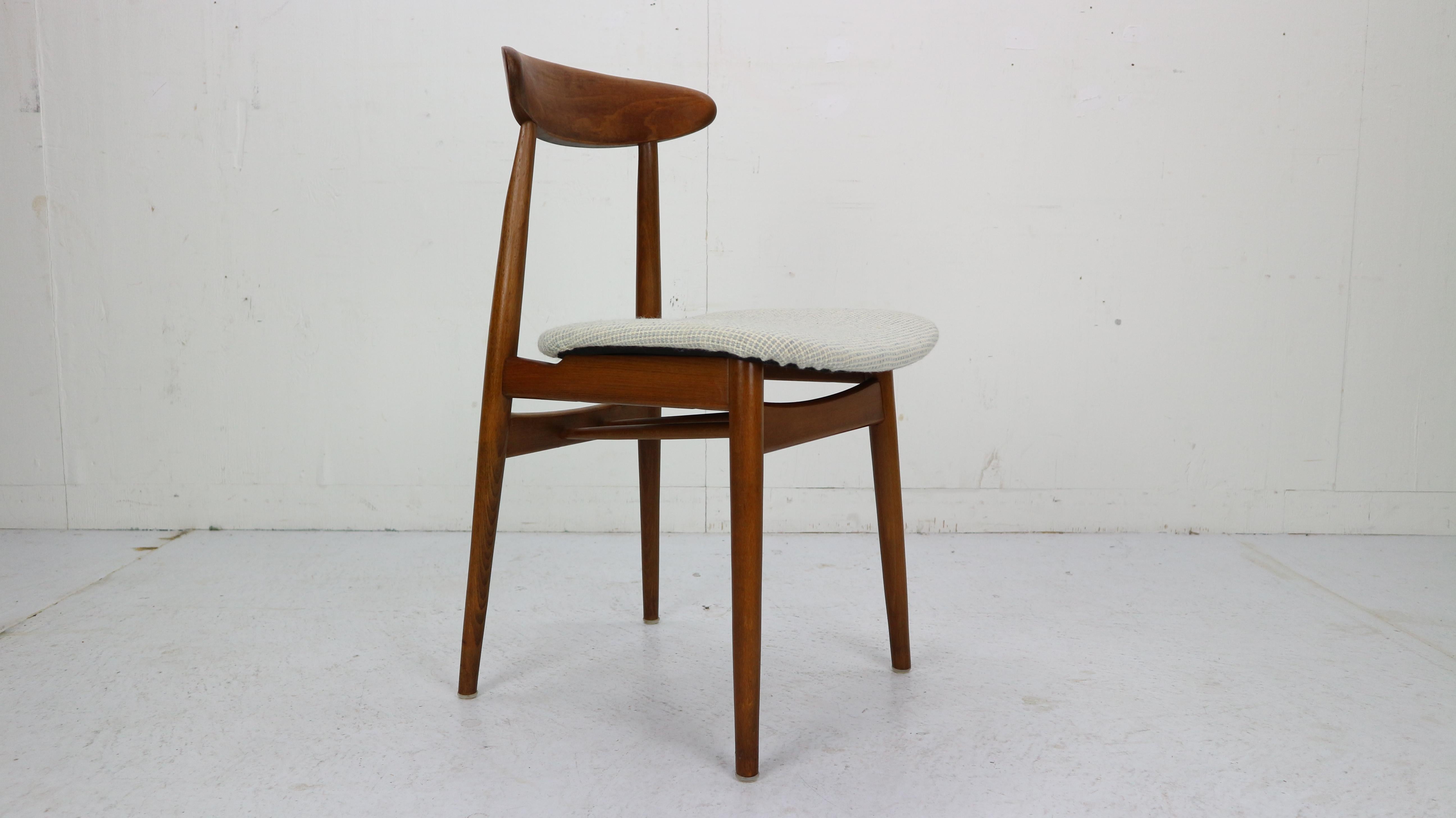 Scandinavian Modern Set of Six Danish Teak Dining Room Chairs, 1960s In Good Condition In The Hague, NL