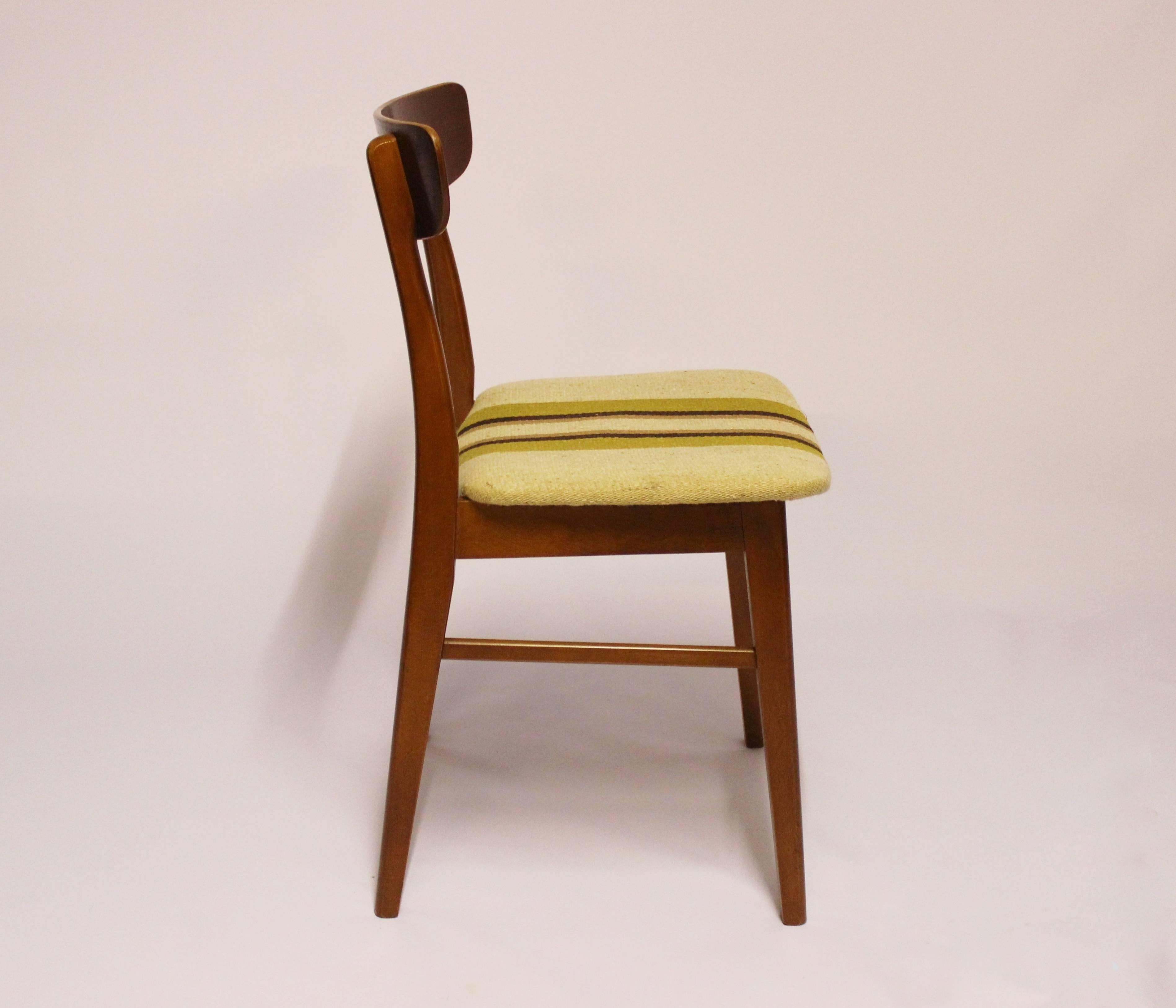 Danish Scandinavian Modern Set of Six Dining Chairs in Teak from the 1960s For Sale