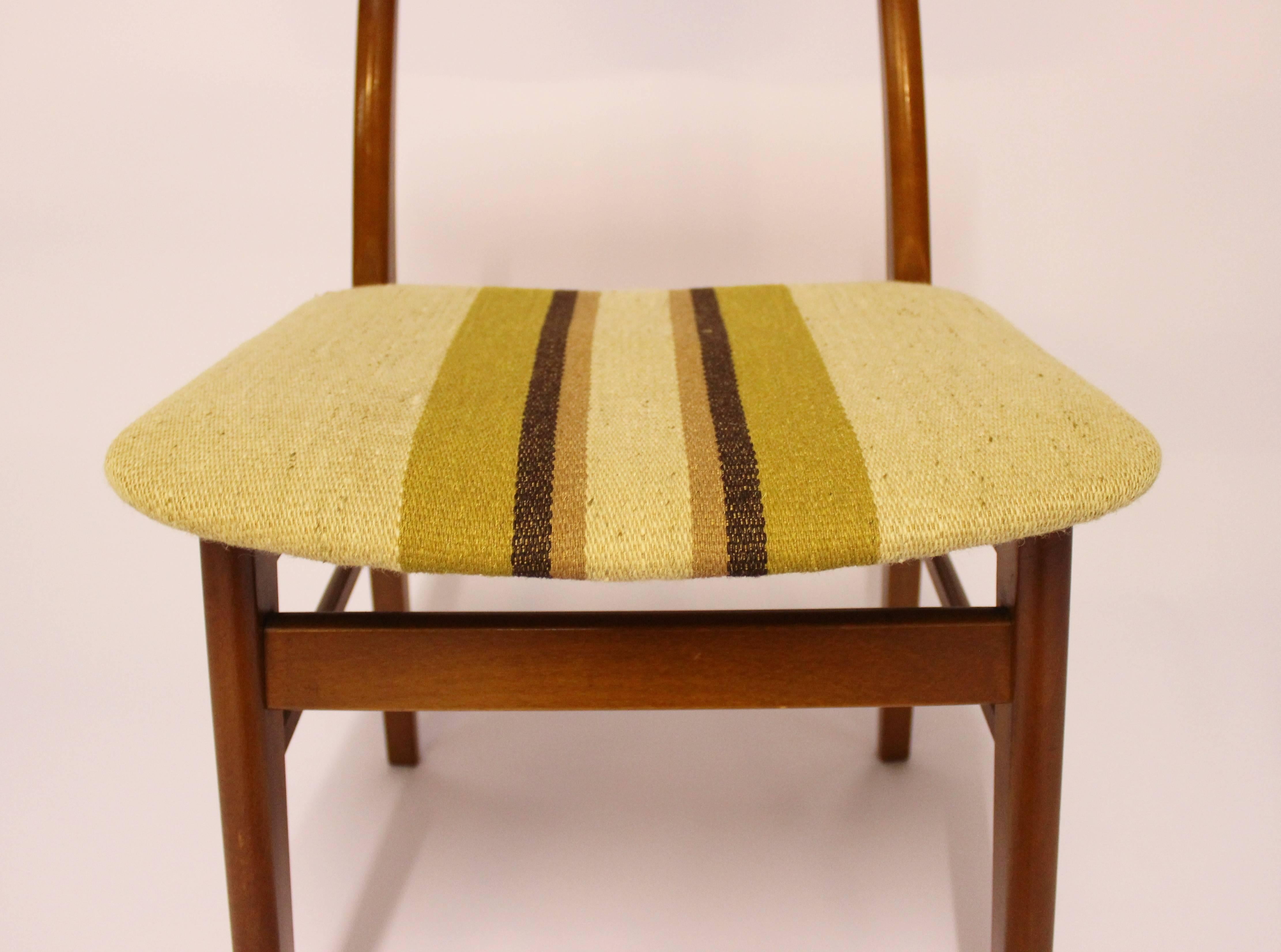 Mid-20th Century Scandinavian Modern Set of Six Dining Chairs in Teak from the 1960s For Sale