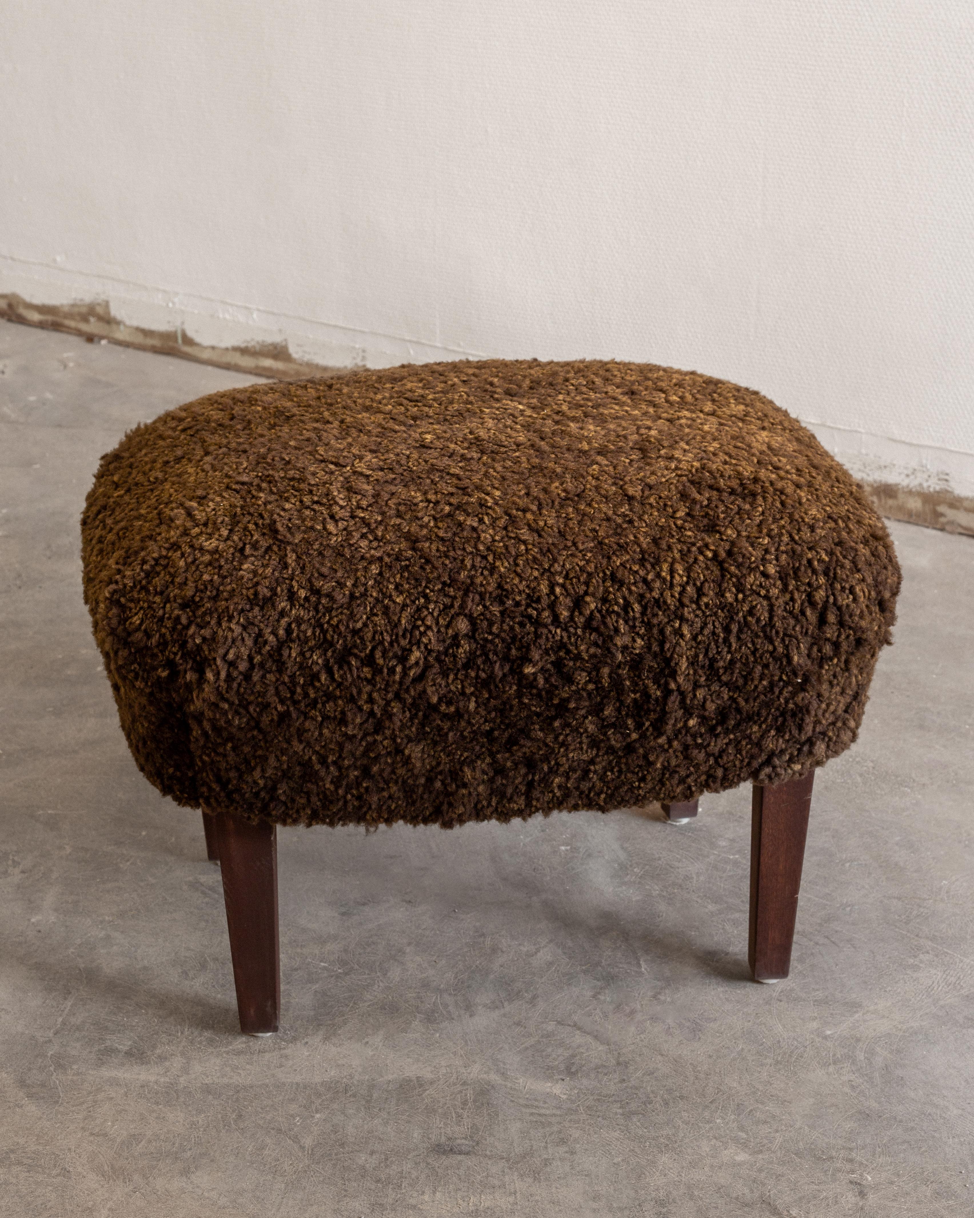 Scandinavian Modern Shearling Lounge Chair and Ottoman, Sweden, 1940s 8