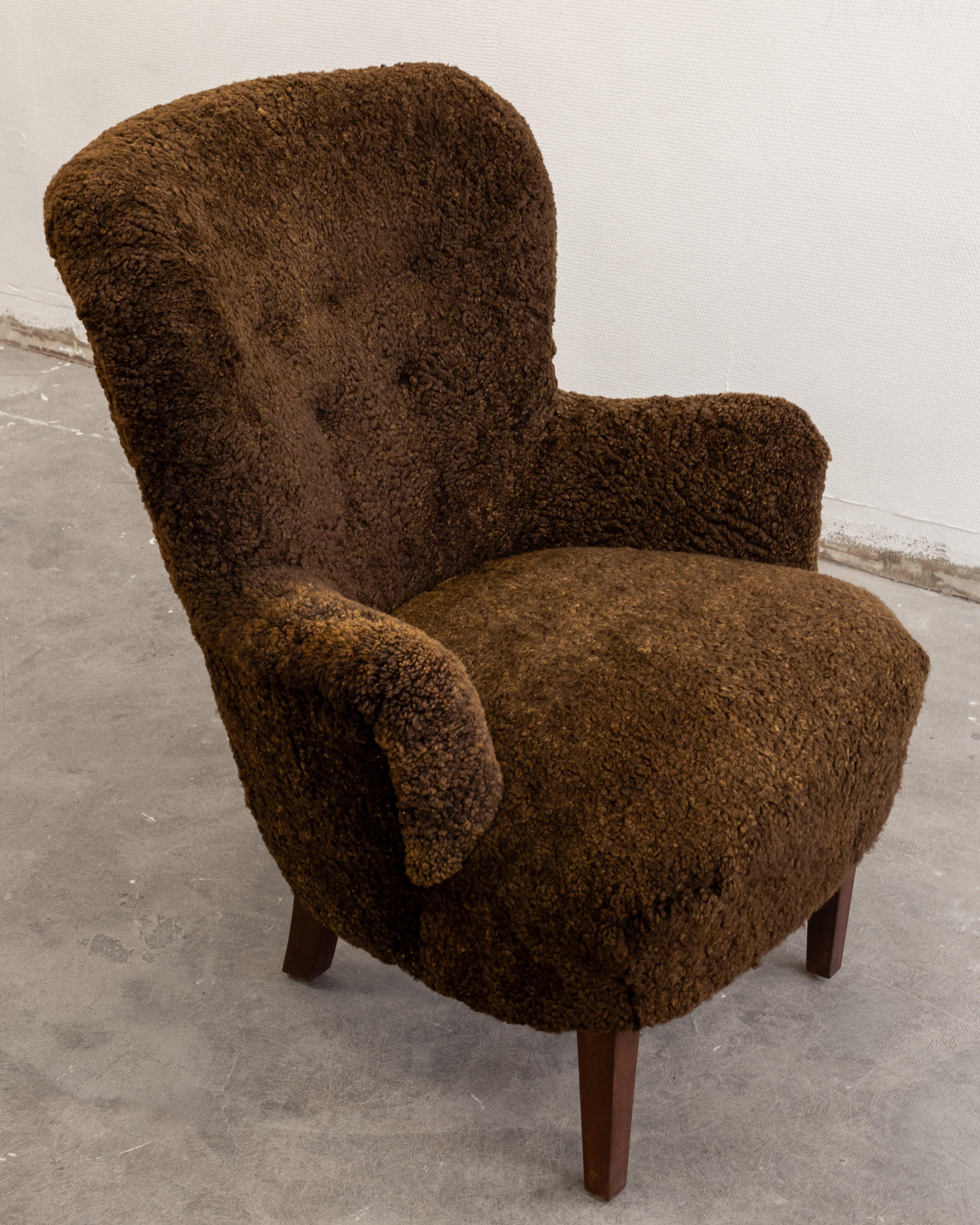 Mid-20th Century Scandinavian Modern Shearling Lounge Chair and Ottoman, Sweden, 1940s