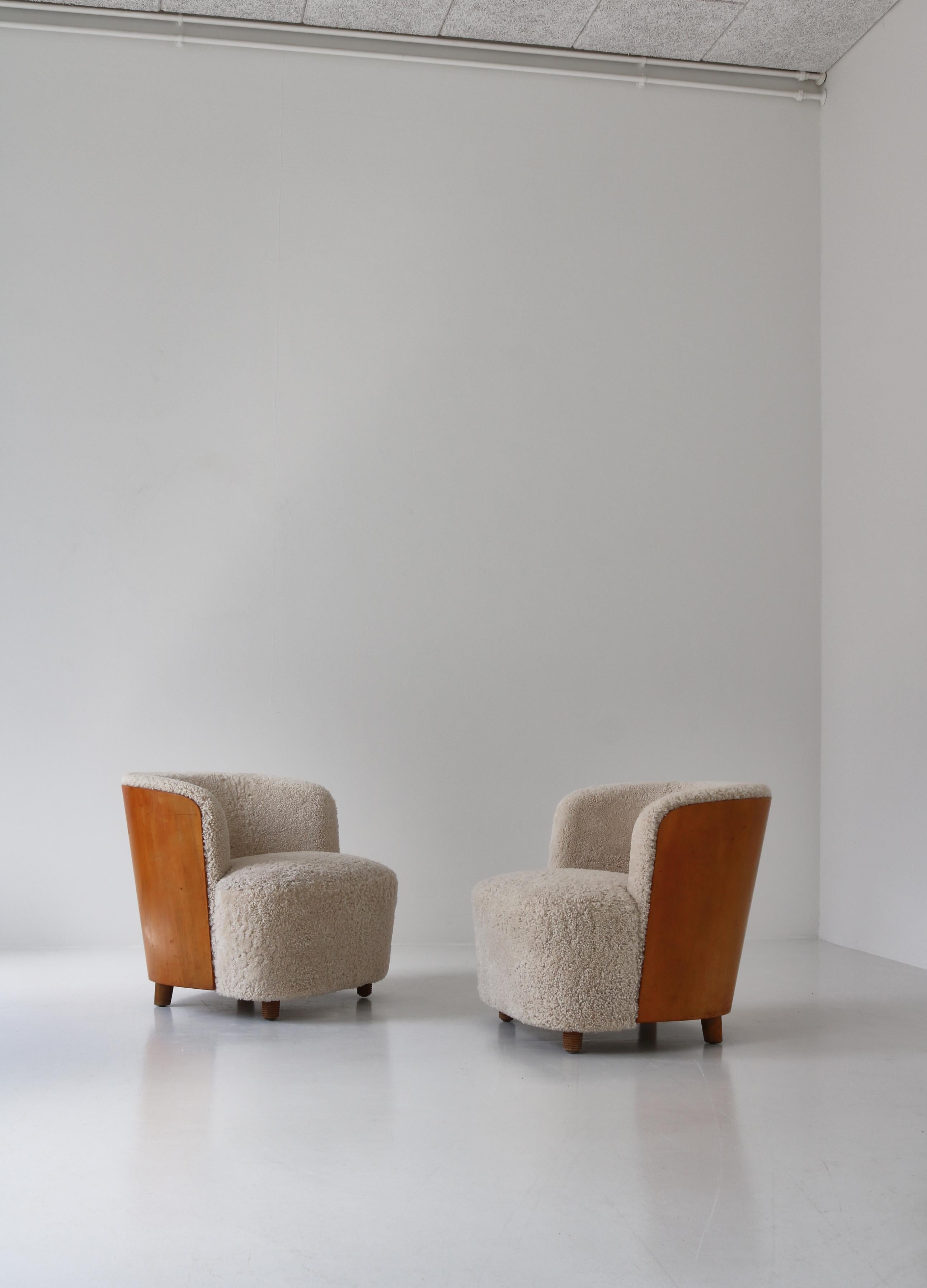 Swedish Scandinavian Modern Sheepskin and Peartree Easy Chairs by Rolf Engströmer, 1934 For Sale