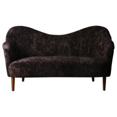 Scandinavian modern sheepskin sofa 'Samspel' by Carl Malmsten, Sweden, 1950s