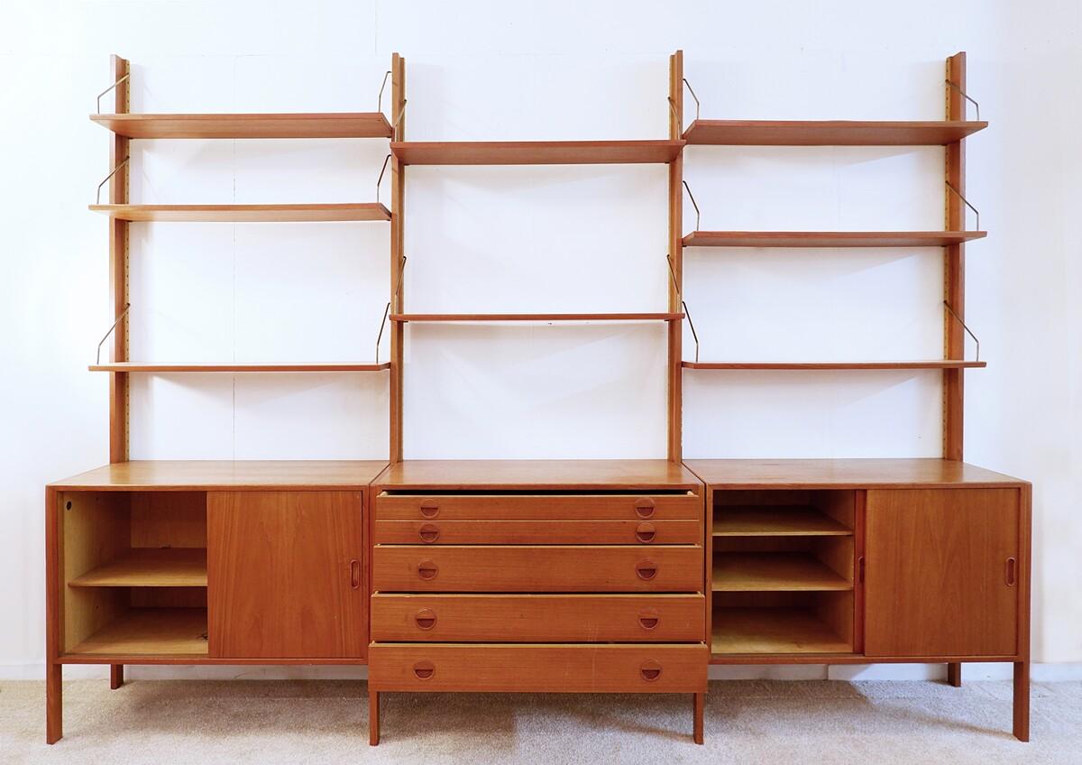 Scandinavian Modern Shelf Unit by Hansen & Guldborg - 1960s In Good Condition In Brussels , BE