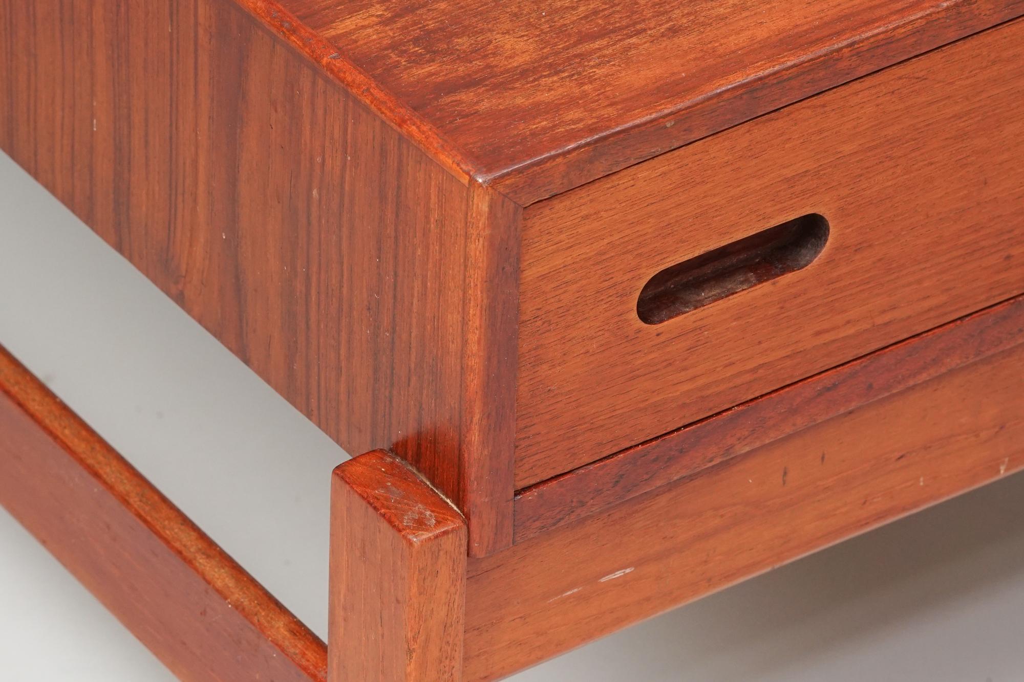 Teak Scandinavian Modern Side Table, Illum Wikkelsø, Hjørring Møbel, Denmark, 1960s