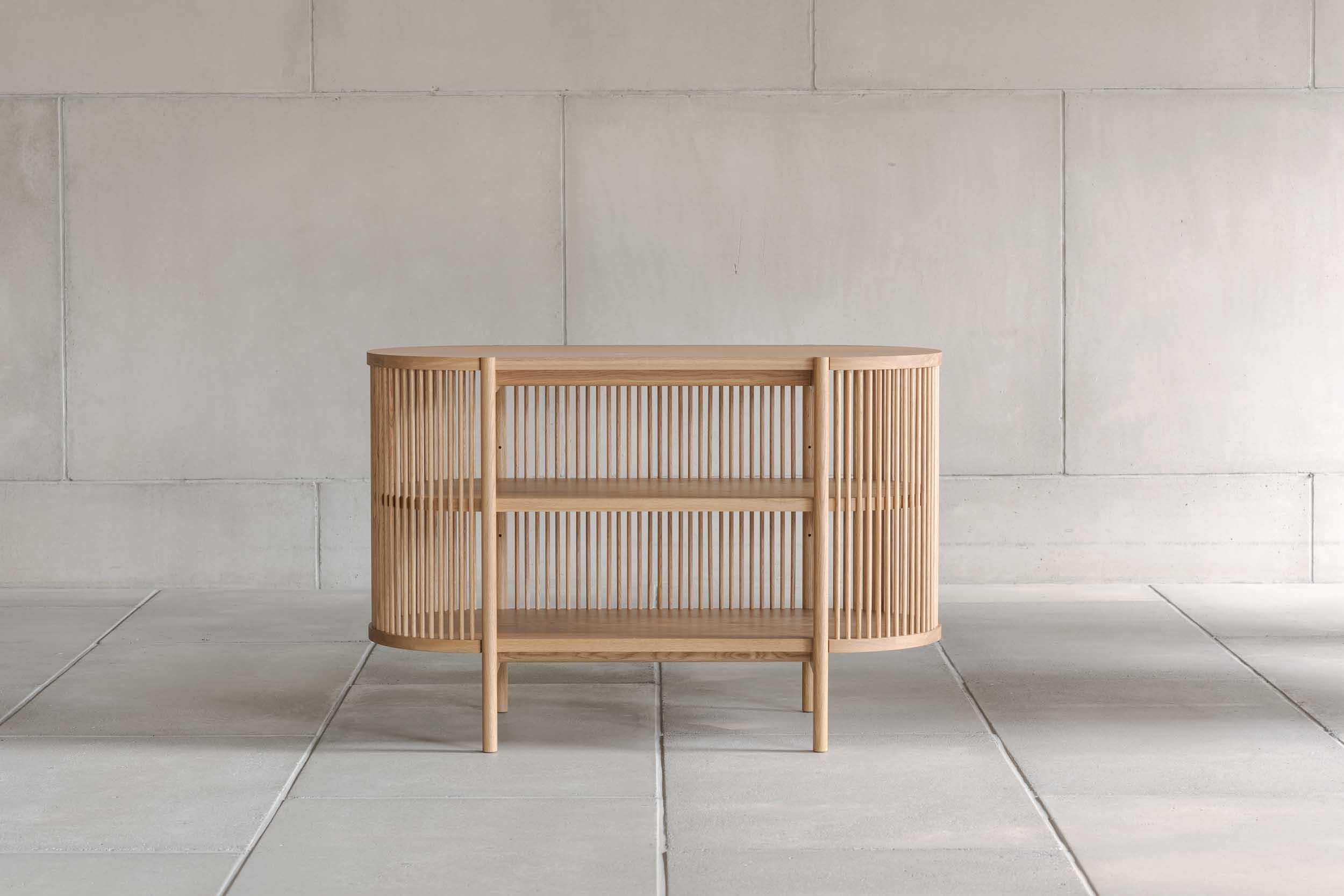 Scandinave moderne Enfilade scandinave moderne « Petit Bastone », 120 pièces, chêne naturel en vente