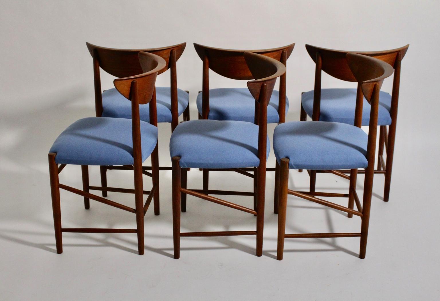 Skandinavische Moderne Sechs Vintage-Esszimmerstühle oder Stühle aus Teakholz Peter Hvidt Dänemark (20. Jahrhundert) im Angebot